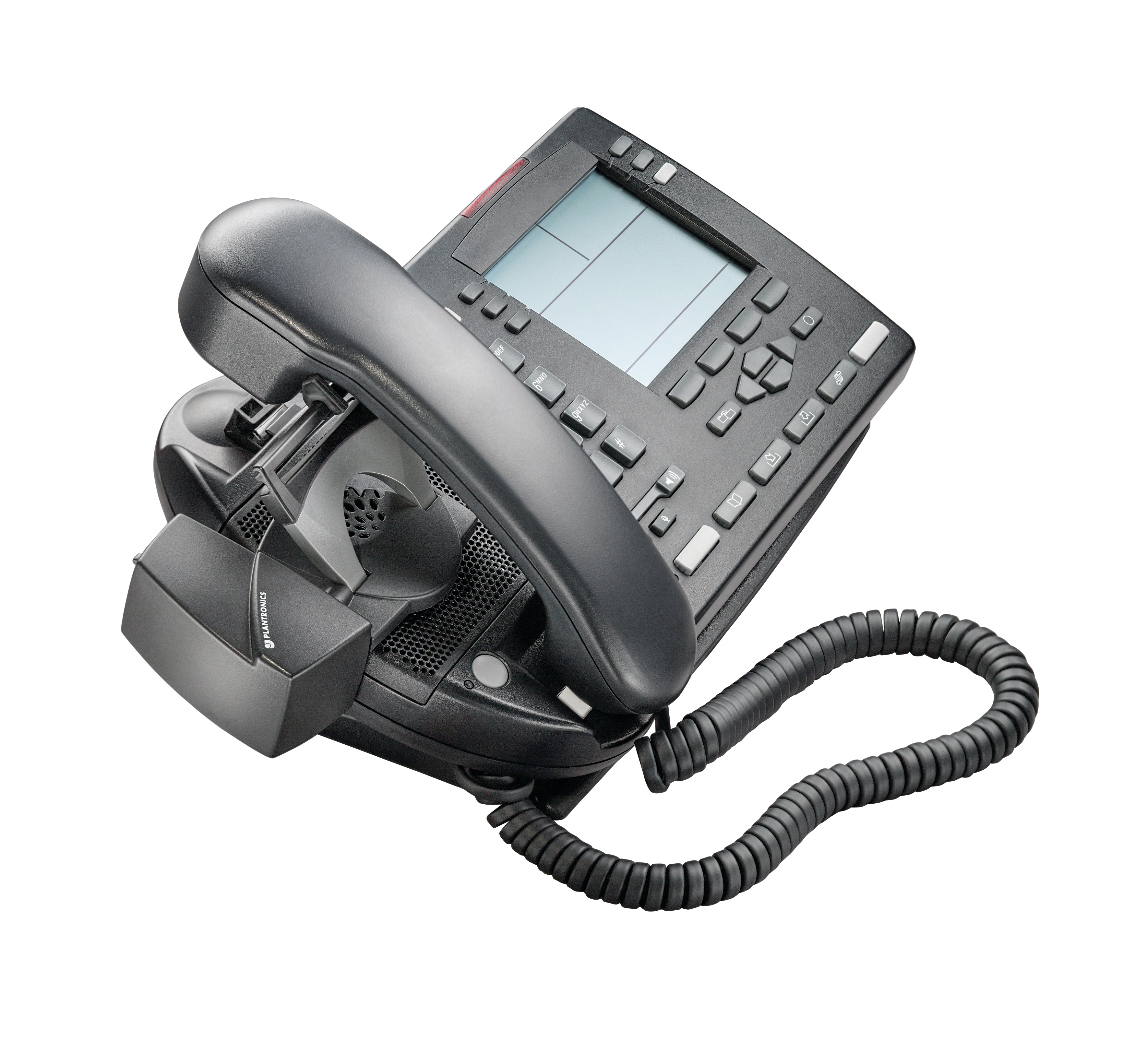 Telefono da ufficio nero su bianco. Pulsanti, schermo, cornetta e cavo a spirale. Logo Plantronics.