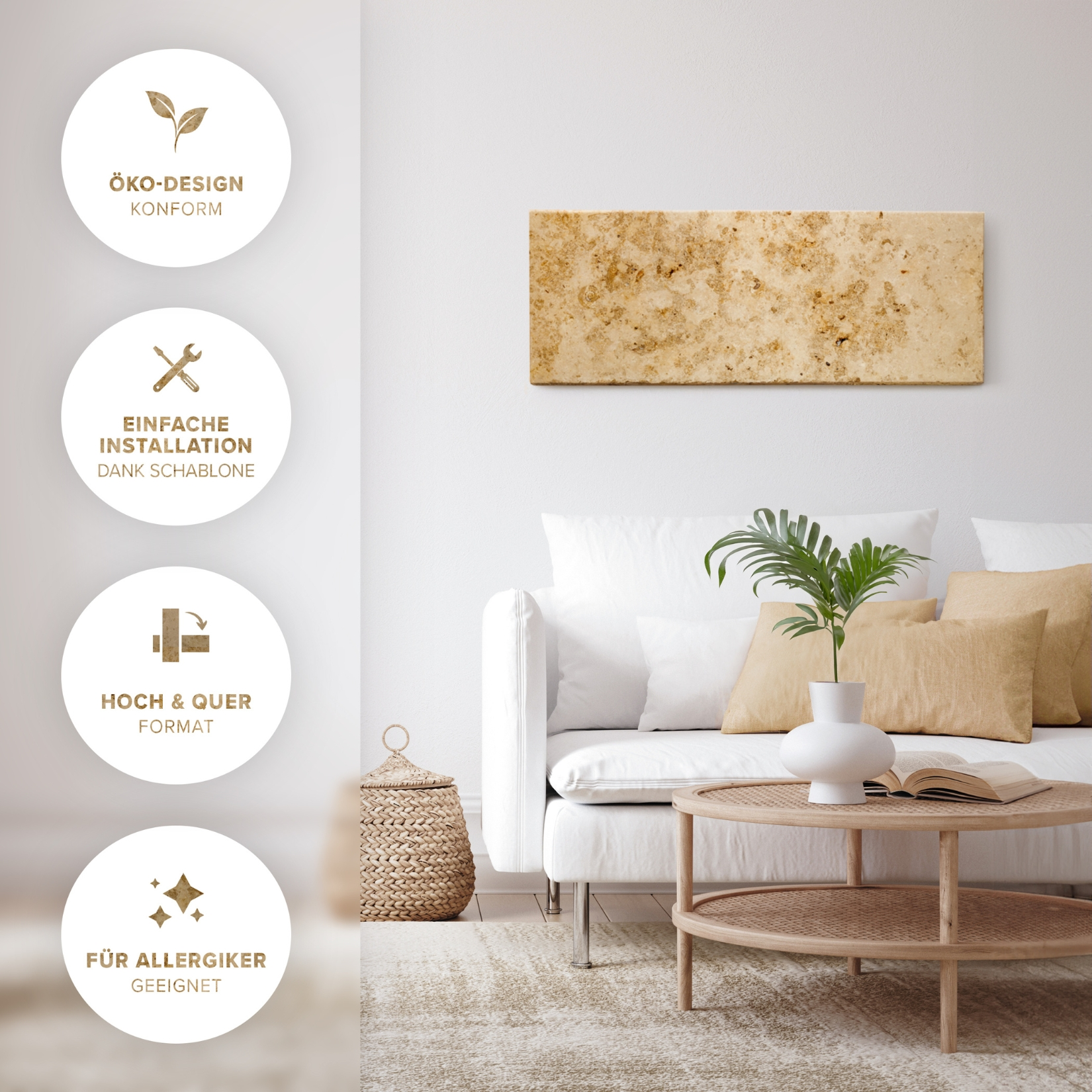 Ein Wohnzimmer mit weißem Sofa, Holztisch, Pflanze und beiger Wandkunst. Werbe-Icons sind links.