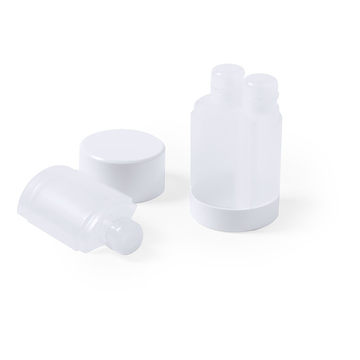 Tres recipientes de plástico blanco. Uno es cilíndrico con tapa, dos son botellas con tapas, una está volcada.