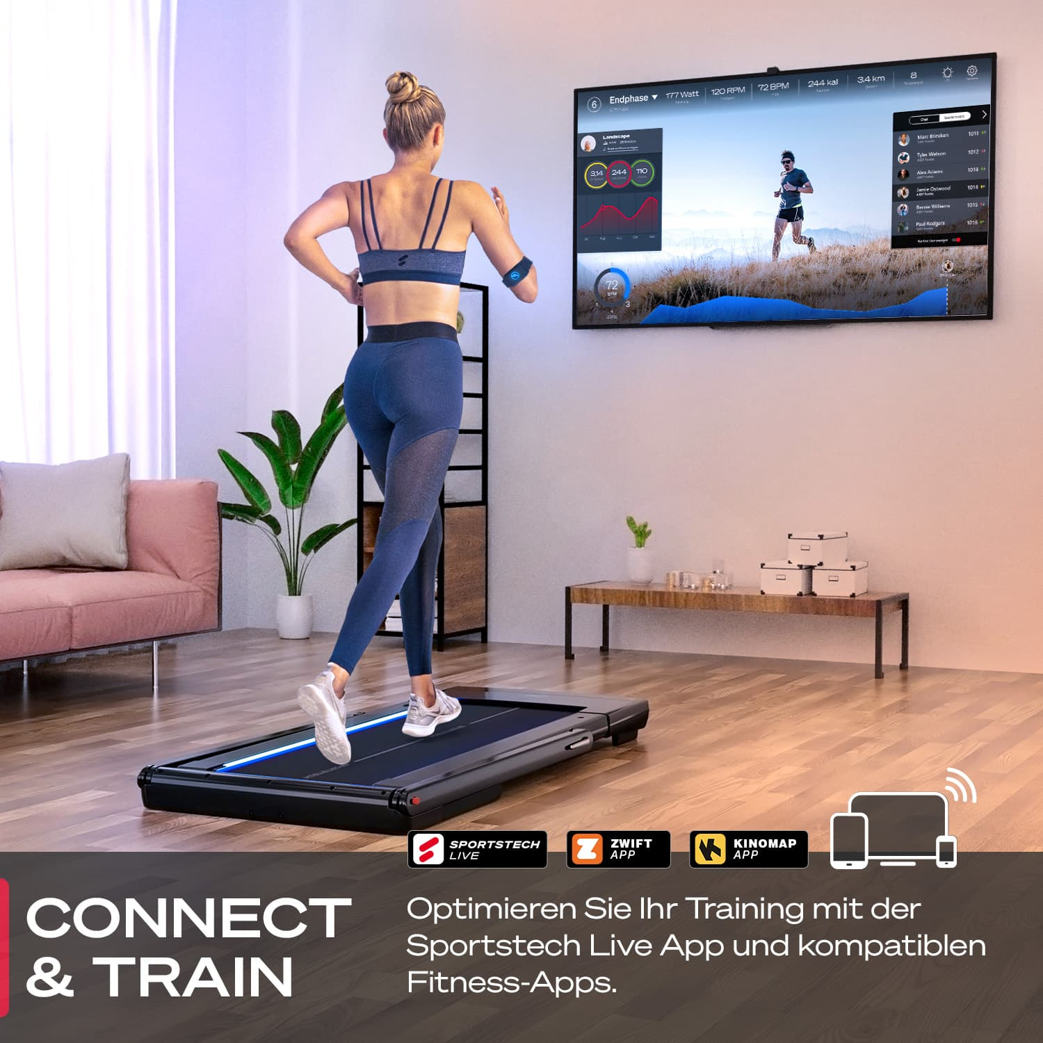 Frau in blauer Sportkleidung läuft auf dem Laufband und schaut auf einen Bildschirm mit einem Läufer. Text: CONNECT & TRAIN.
