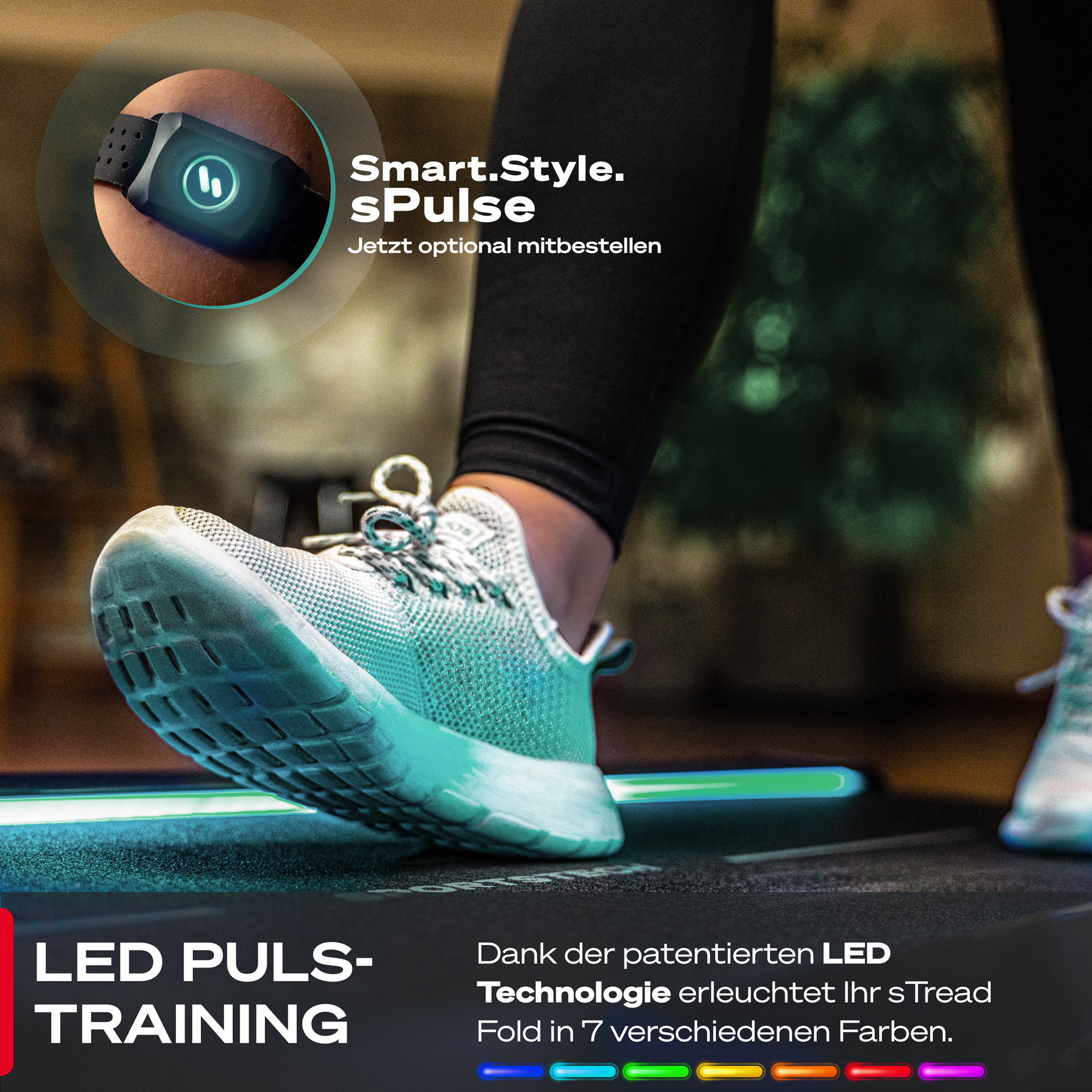 Ein Fuß in einem Laufschuh. Ein intelligentes Gerät befindet sich am Arm. Es gibt Text, der LED PULS-TRAINING sagt.