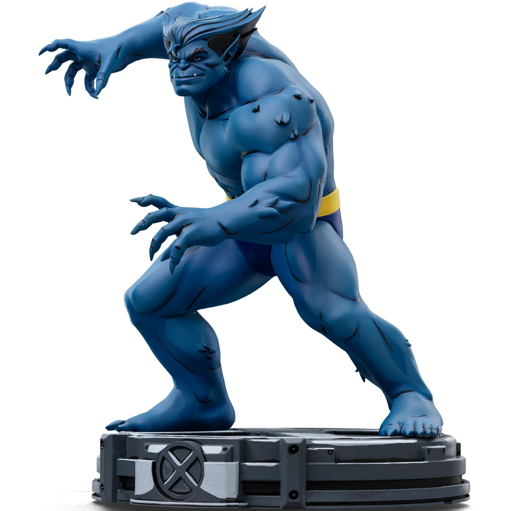 Eine blaue Beast-Statue in dynamischer Pose. Es ist ein muskulöser Humanoid mit Krallen, auf einer Basis mit einem 'X'-Symbol. Gelber Gürtel sichtbar.