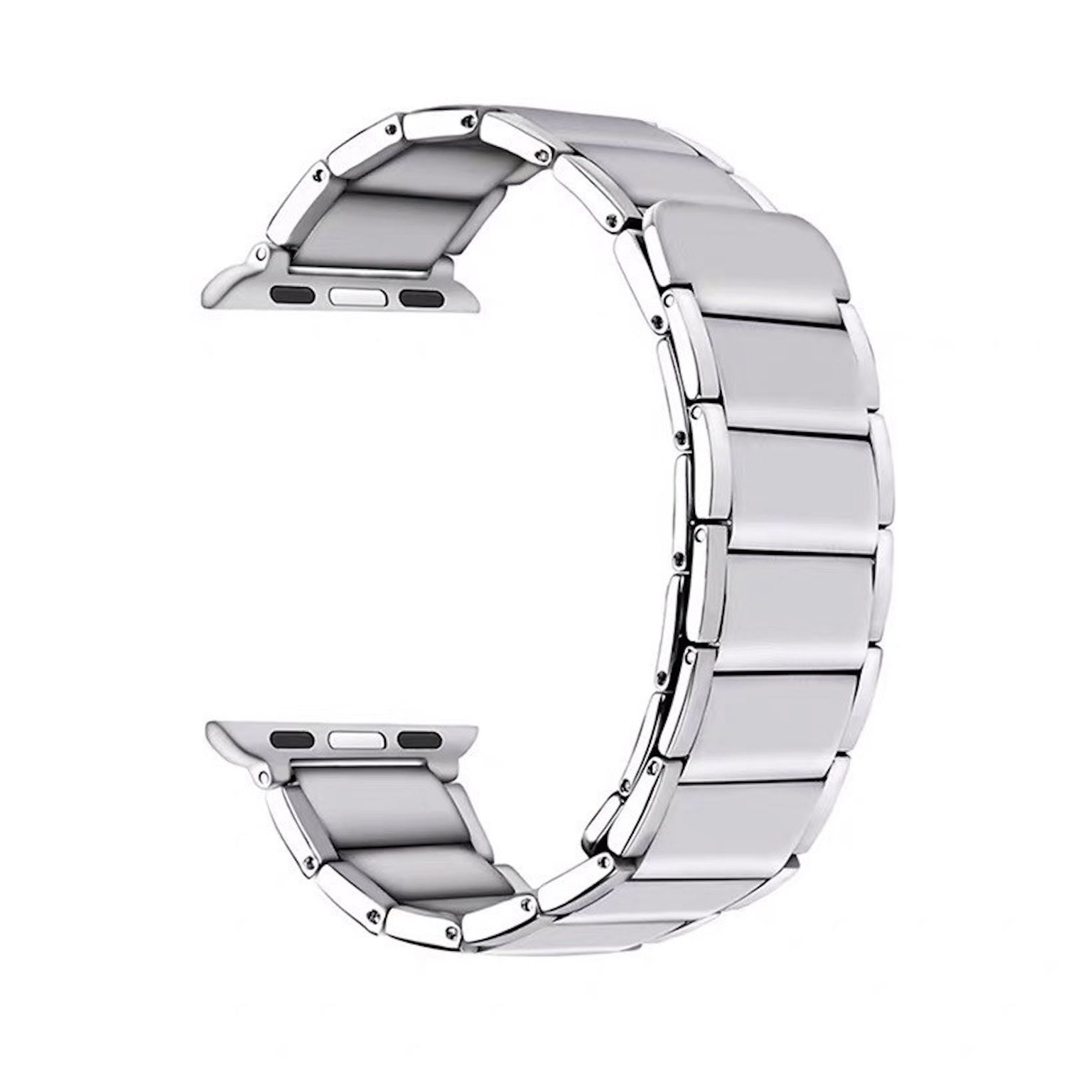 Ein silbernes Uhrenarmband mit rechteckigen Gliedern. Das Armband ist gebogen und zeigt den Verschluss und die Befestigungspunkte. Weißer Hintergrund.