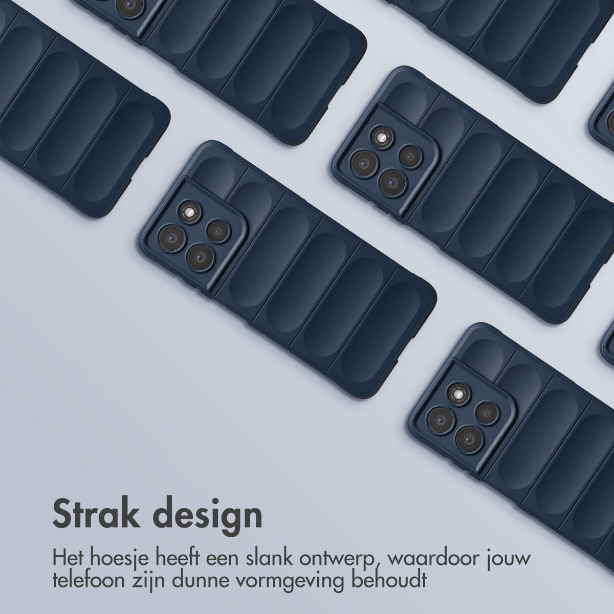 Mehrere marineblaue Handyhüllen mit Kameramodulen sind diagonal auf hellgrauem Untergrund angeordnet und zeigen Design und Telefonschutz.