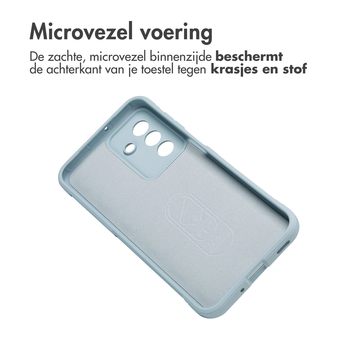 Intérieur d'étui de téléphone bleu clair avec doublure en microfibre. L'étui a des ouvertures pour l'appareil photo et les boutons, et un logo.