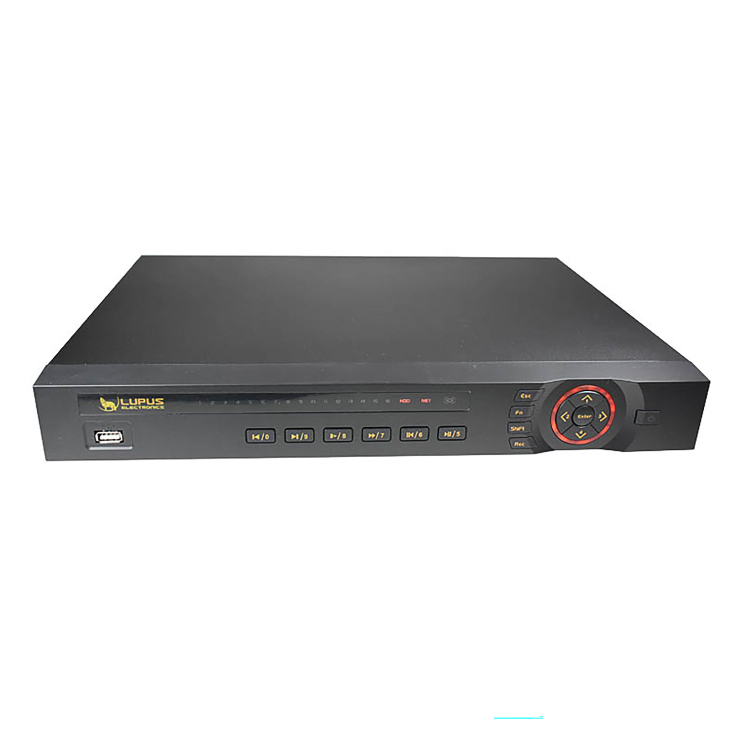 Ein schwarzer DVR-Recorder mit Knöpfen und einem USB-Anschluss. Die Marke ist Lupus Electronics. Es ist auf weißem Hintergrund.