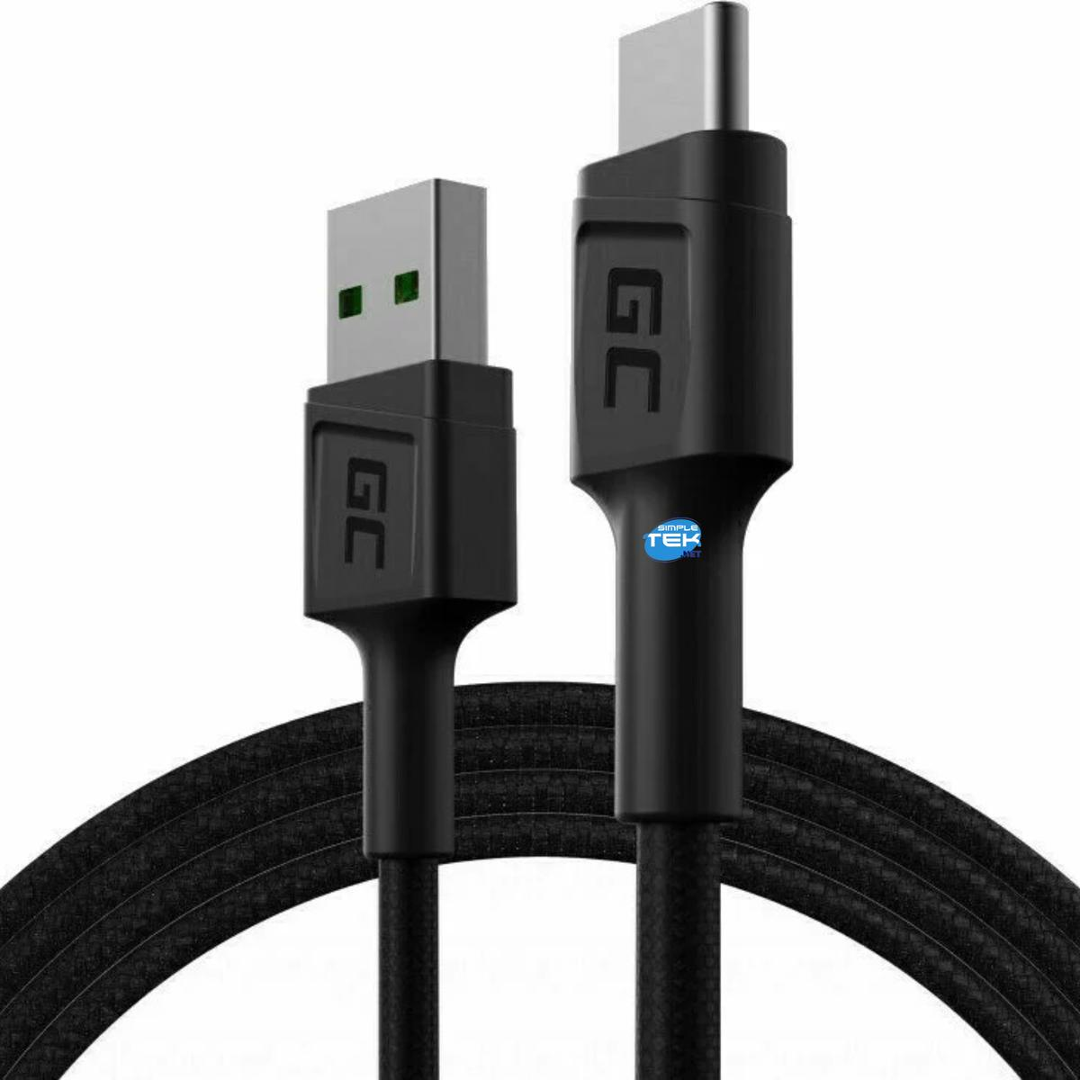 Due cavi USB neri con connettori diversi. I cavi hanno il logo 'GC'. Uno ha un connettore USB-A, l'altro USB-C.