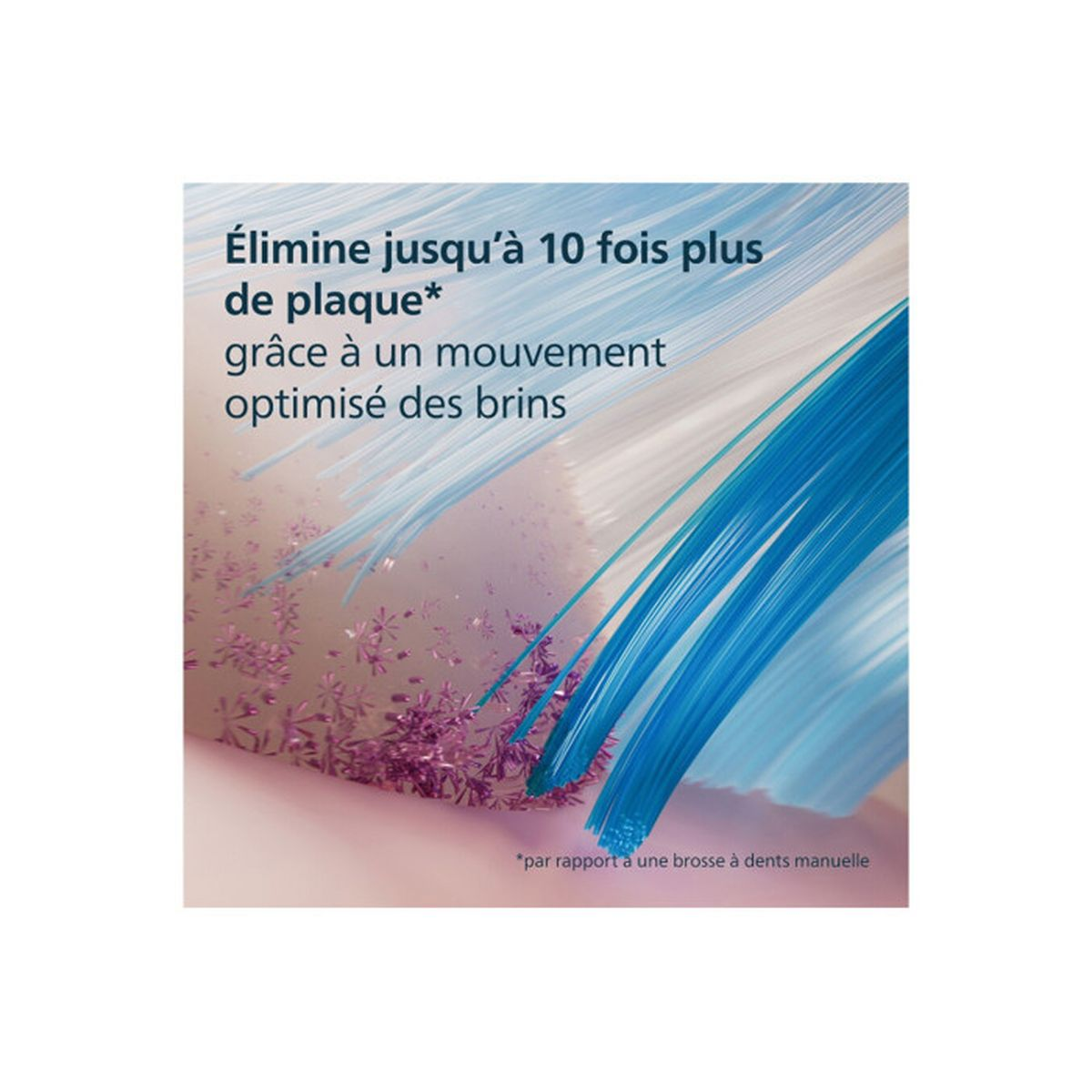 Primer plano de cerdas de cepillo de dientes, azules y blancas, con texto: 'Elimina hasta 10 veces más placa'. Fondo rosa.