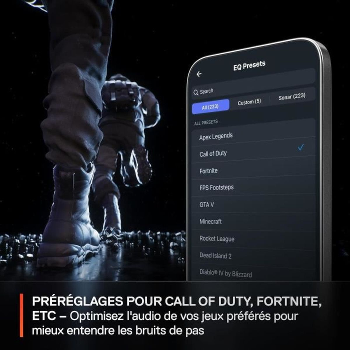 Eine Person in dunkler Kleidung geht auf einen Telefonbildschirm zu, der EQ-Voreinstellungen für Spiele wie Call of Duty und Fortnite anzeigt.