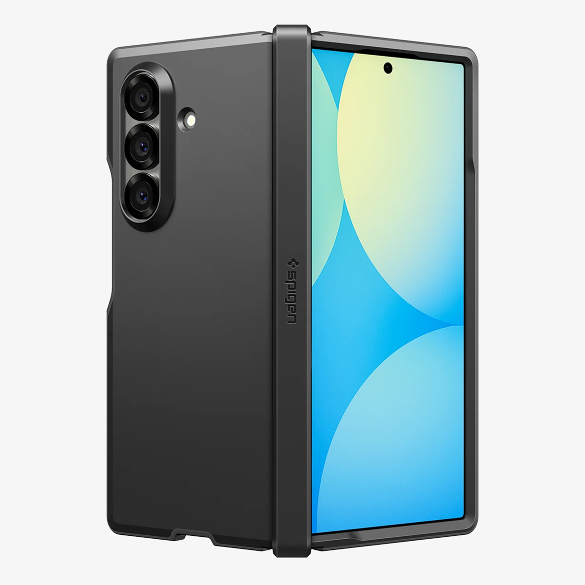 Un téléphone pliable noir dans un étui. Le téléphone est partiellement ouvert, révélant un écran bleu et jaune. L'étui porte le logo Spigen.