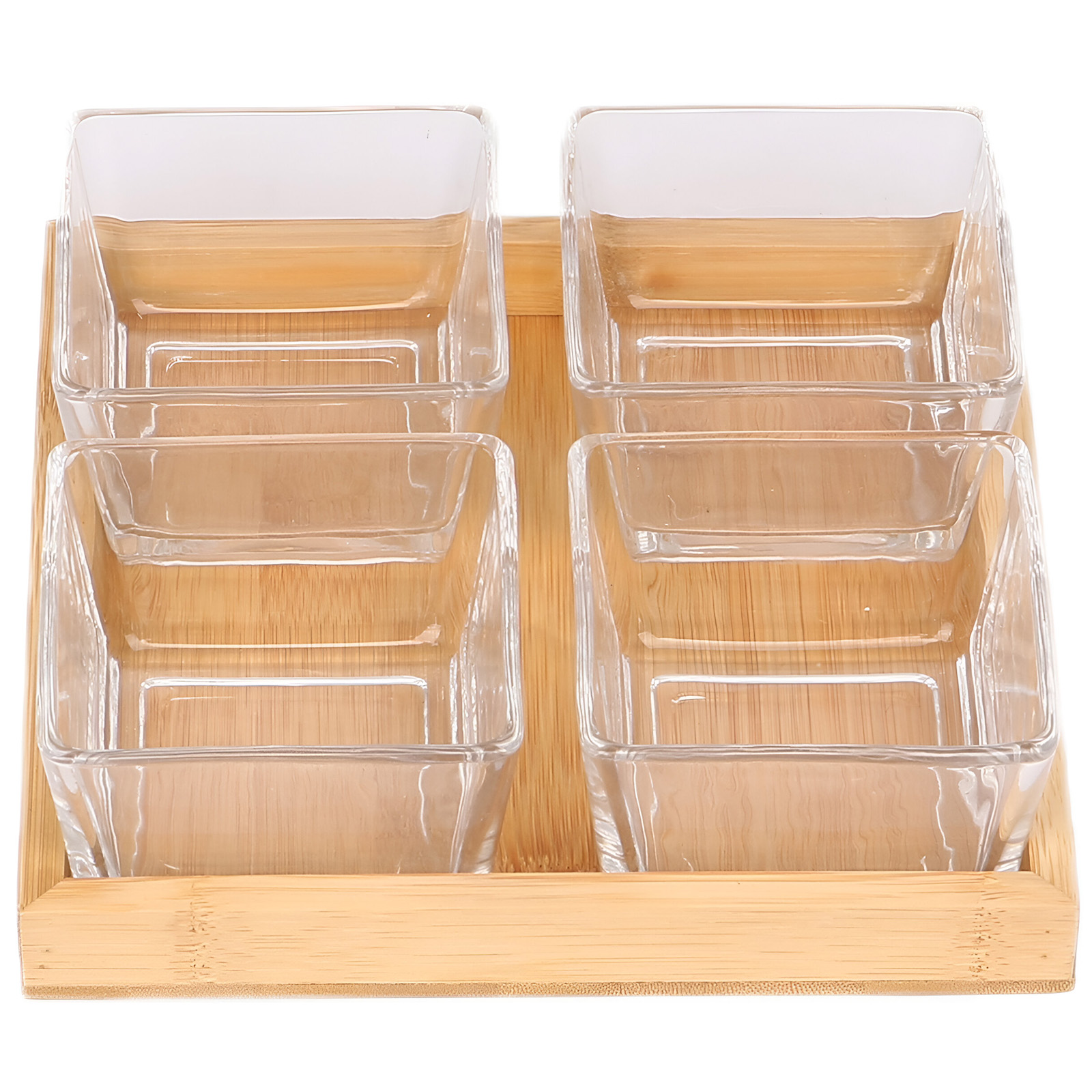 Sechs klare quadratische Glasschalen auf einem Holztablett. Die Schalen sind in zwei Reihen angeordnet.