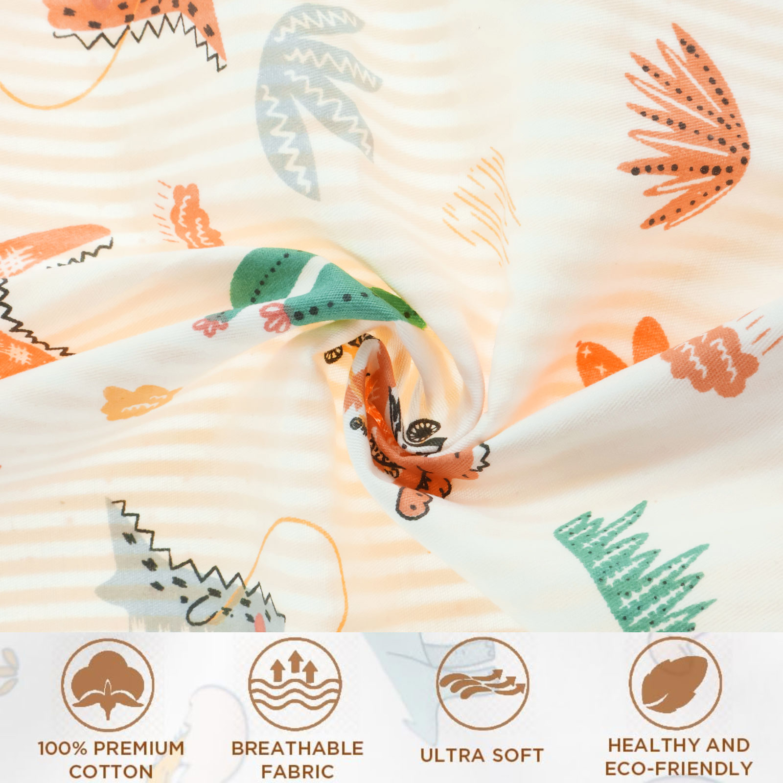 Cremefarbener Stoff mit orangefarbenen und grünen Dinosaurier- und Pflanzenillustrationen. Merkmale umfassen 100 % Premium-Baumwolle und atmungsaktiven Stoff.