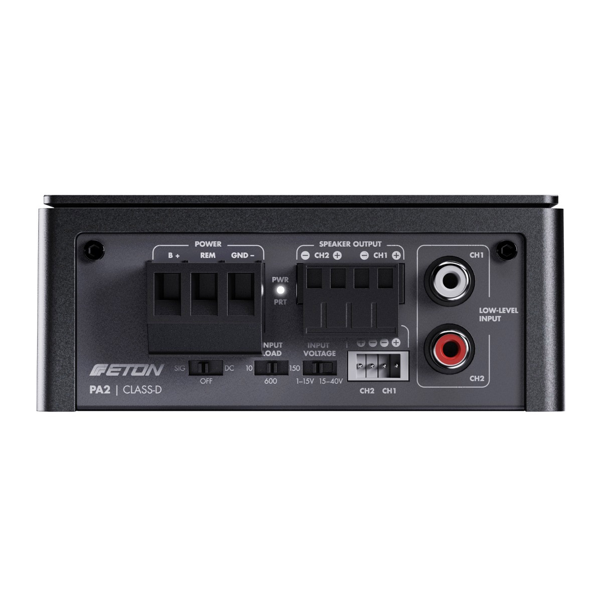 Schwarzer Auto-Verstärker mit verschiedenen Eingangs-/Ausgangsanschlüssen. Textbezeichnungen: 'Power', 'Speaker Output' und 'Input Voltage'.