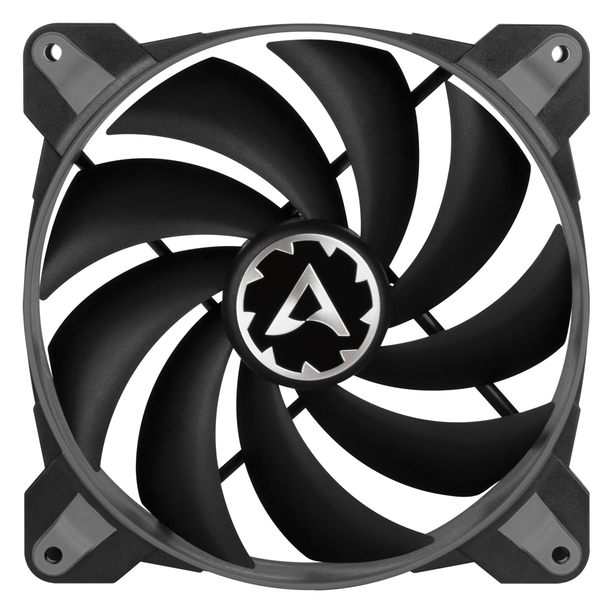 Ein schwarzer Computerlüfter mit gebogenen Rotorblättern. Er hat ein silbernes Logo in der Mitte und Befestigungslöcher.