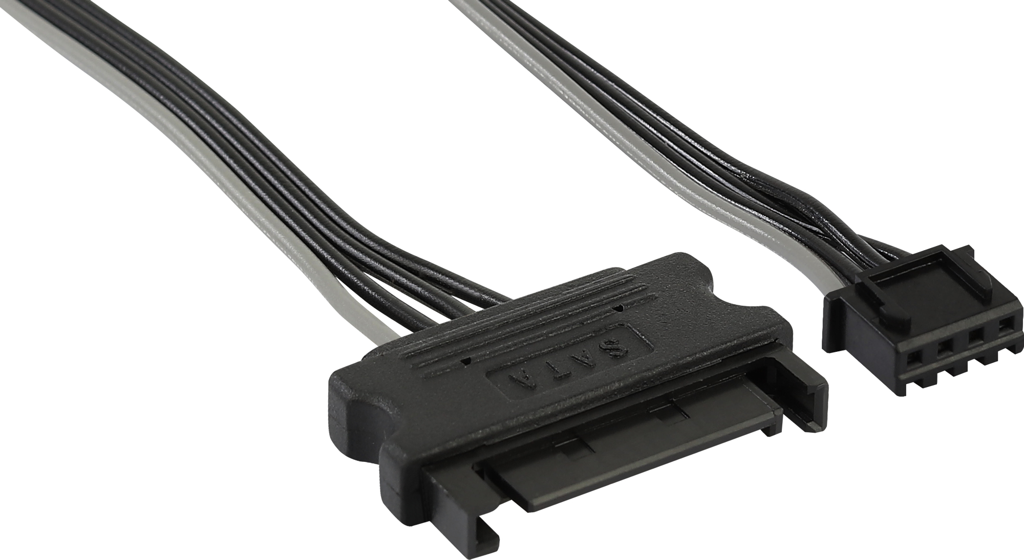 Un cable SATA con conectores y cables negros. Un conector tiene forma de L, el otro es un bloque pequeño.