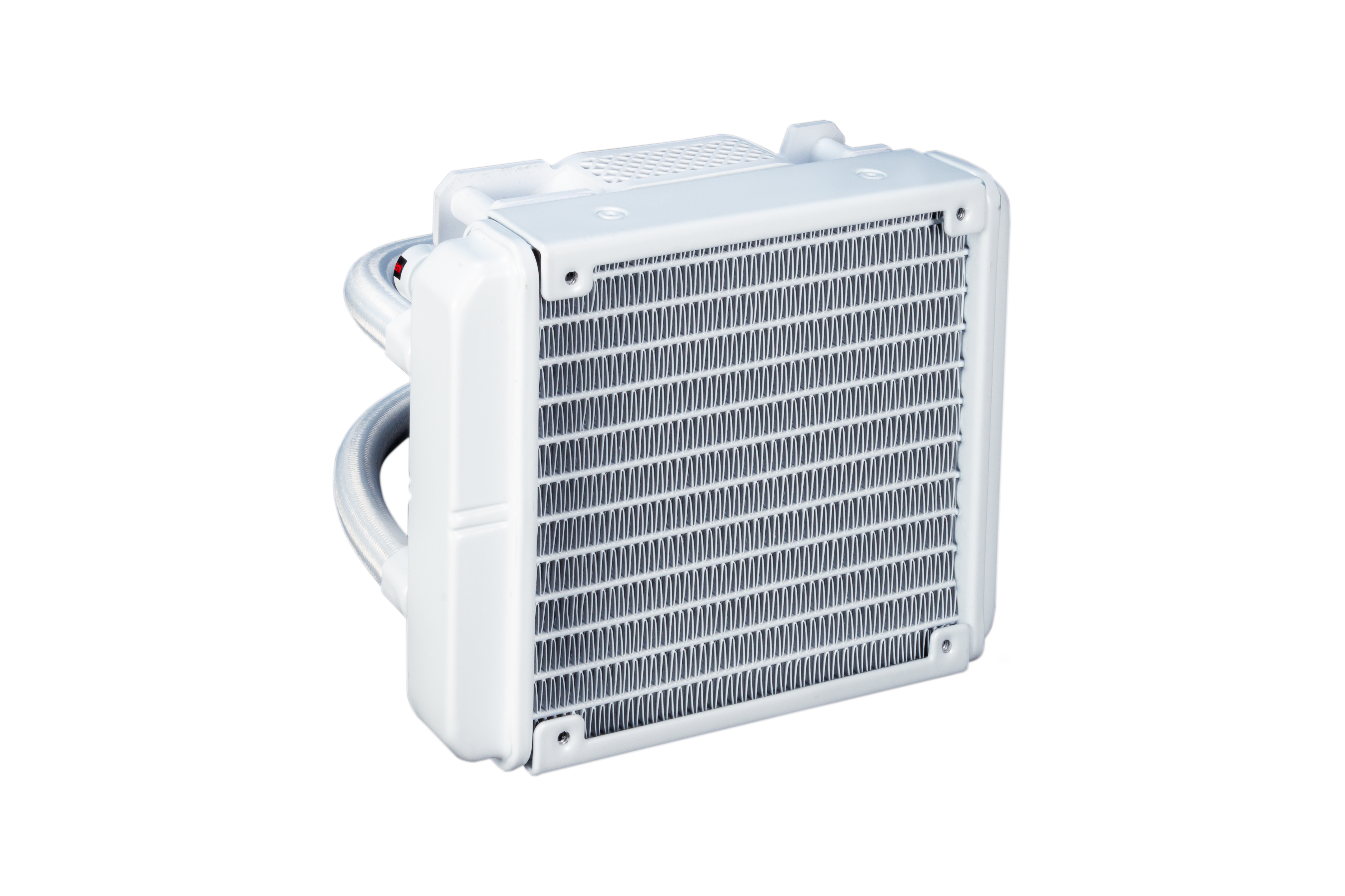 Un enfriador líquido blanco para computadora. Tiene radiador con aletas y tubos con indicador rojo.