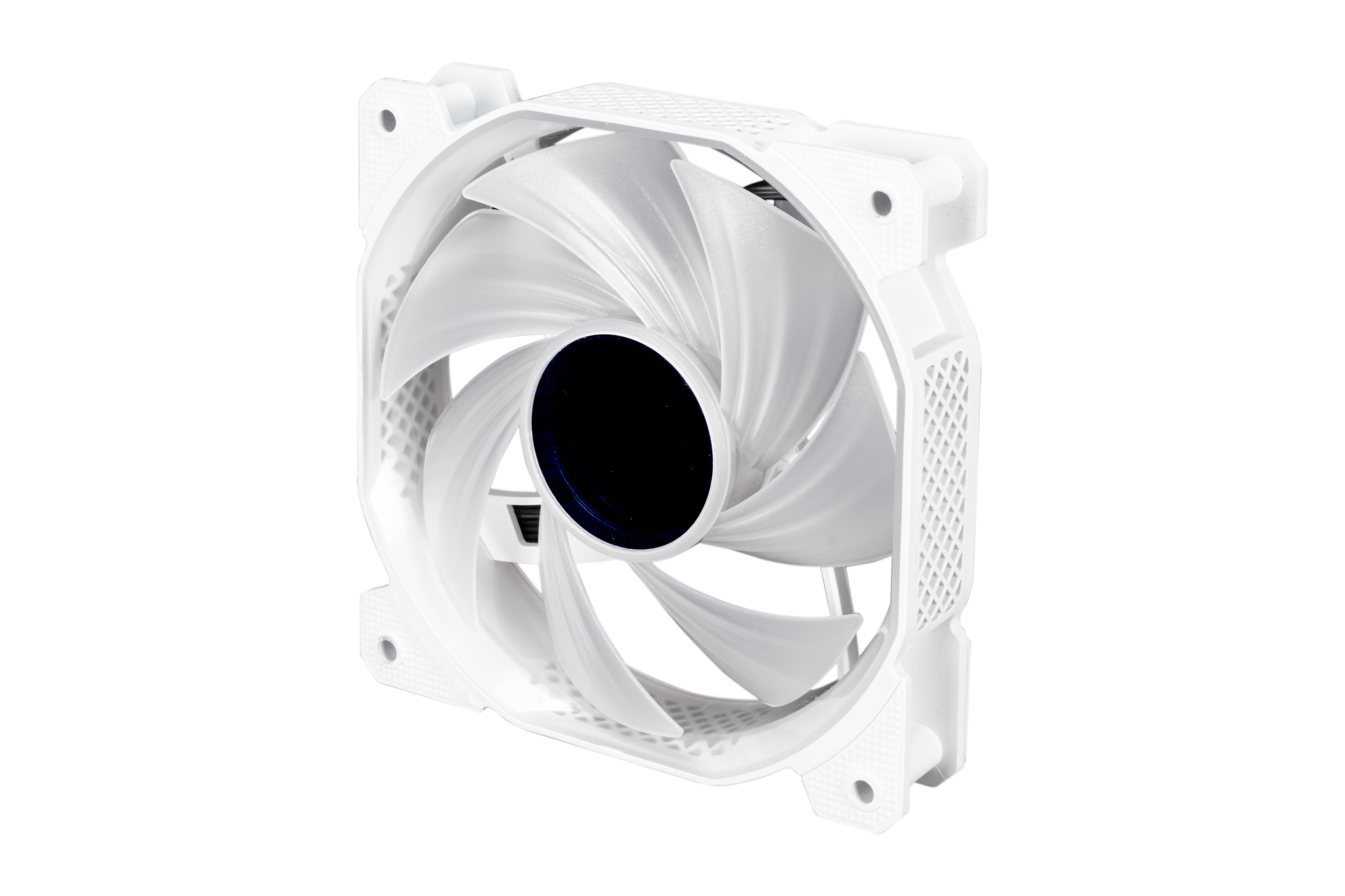 Un ventilador de computadora blanco con siete aspas. El centro es negro. El marco tiene cuatro orificios de montaje.