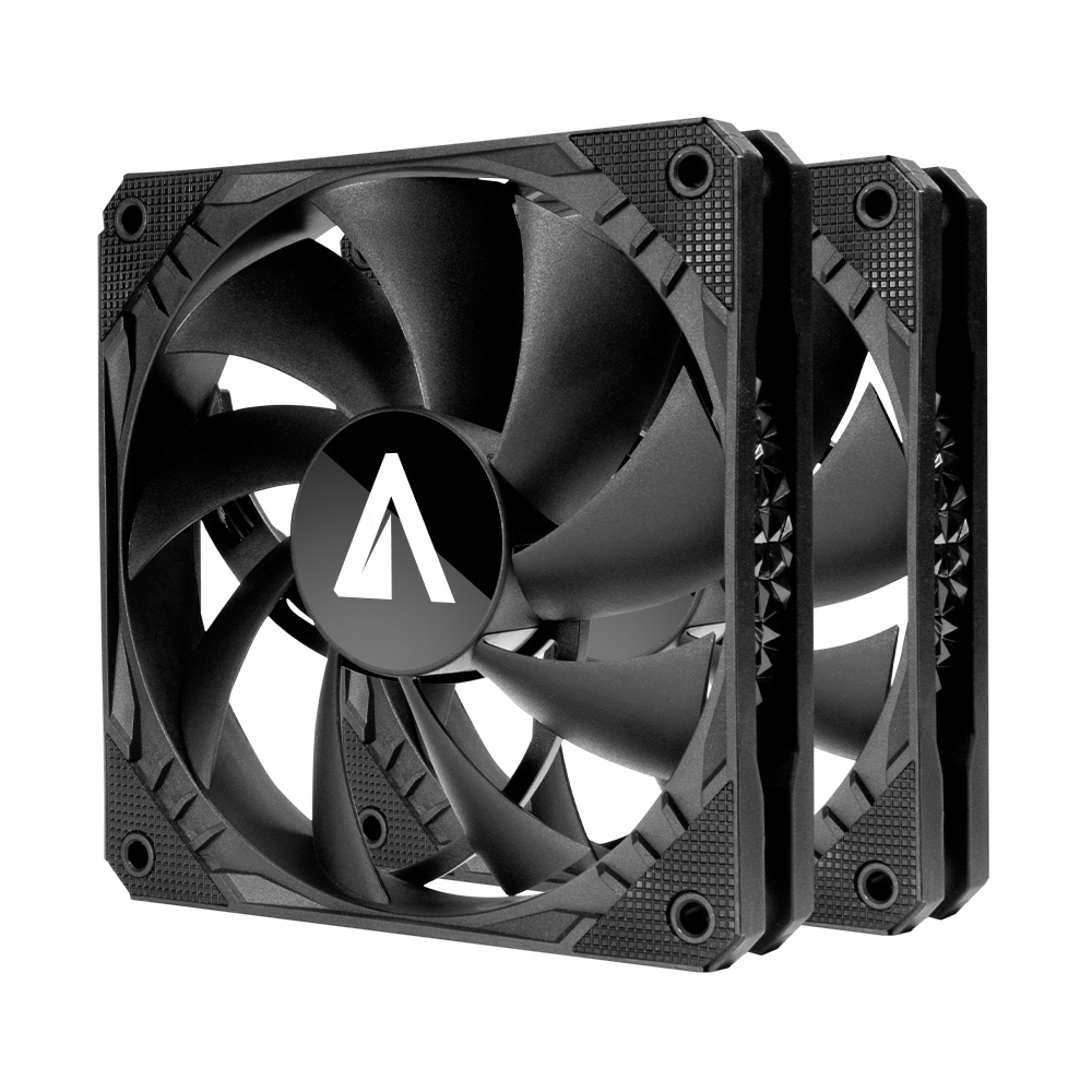 Due ventole per computer nere su sfondo bianco. Ogni ventola ha delle pale e un logo centrale. Le ventole sono una accanto all'altra.