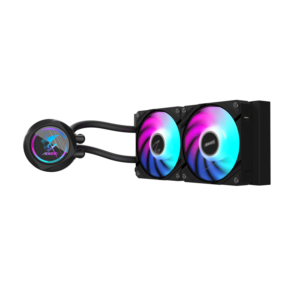 Ein schwarzer CPU-Kühler mit zwei Lüftern und einer runden Pumpe. Lüfter haben RGB-Beleuchtung. AORUS-Logo sichtbar.