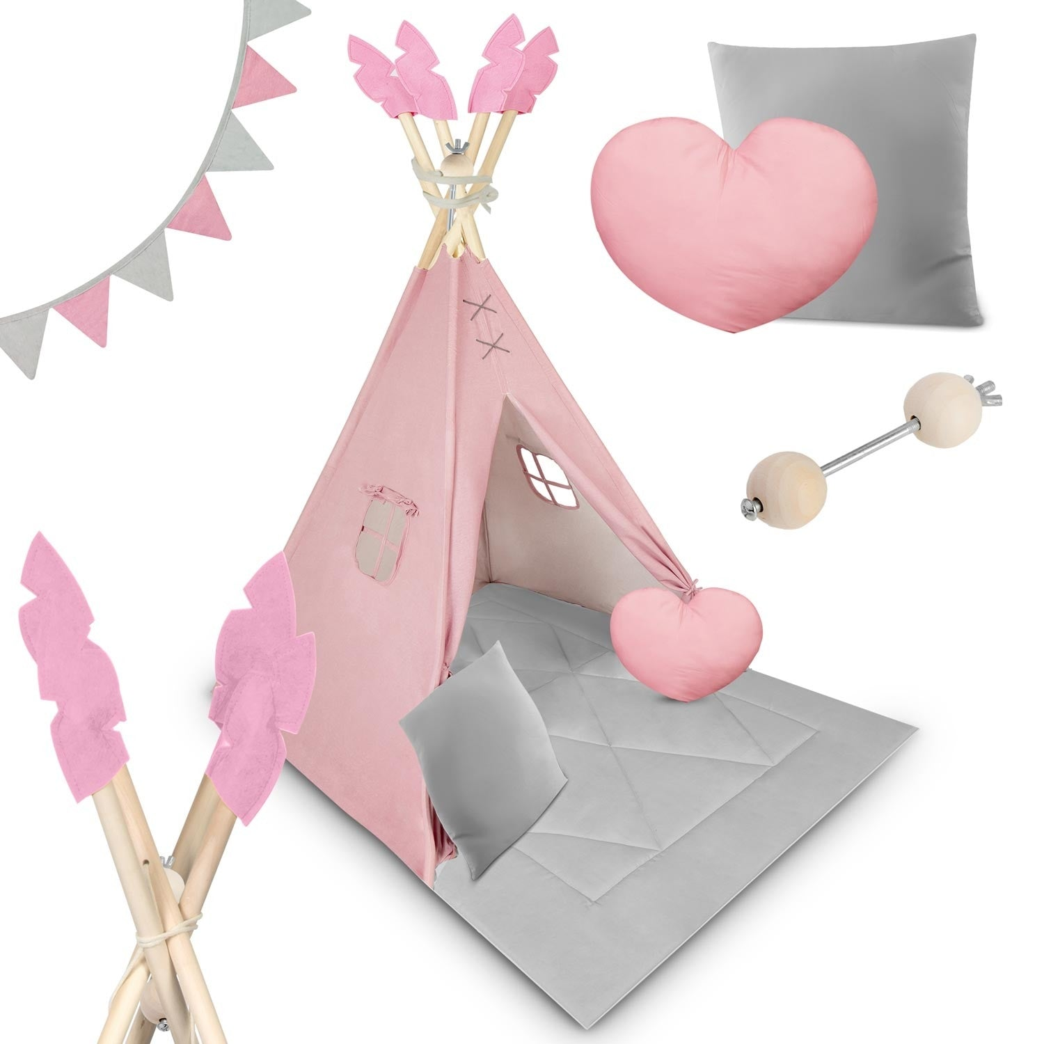 Un tipi rosa con almohadas en forma de corazón, cama y almohadas grises, decoración de madera y banderines. Todo sobre fondo blanco.