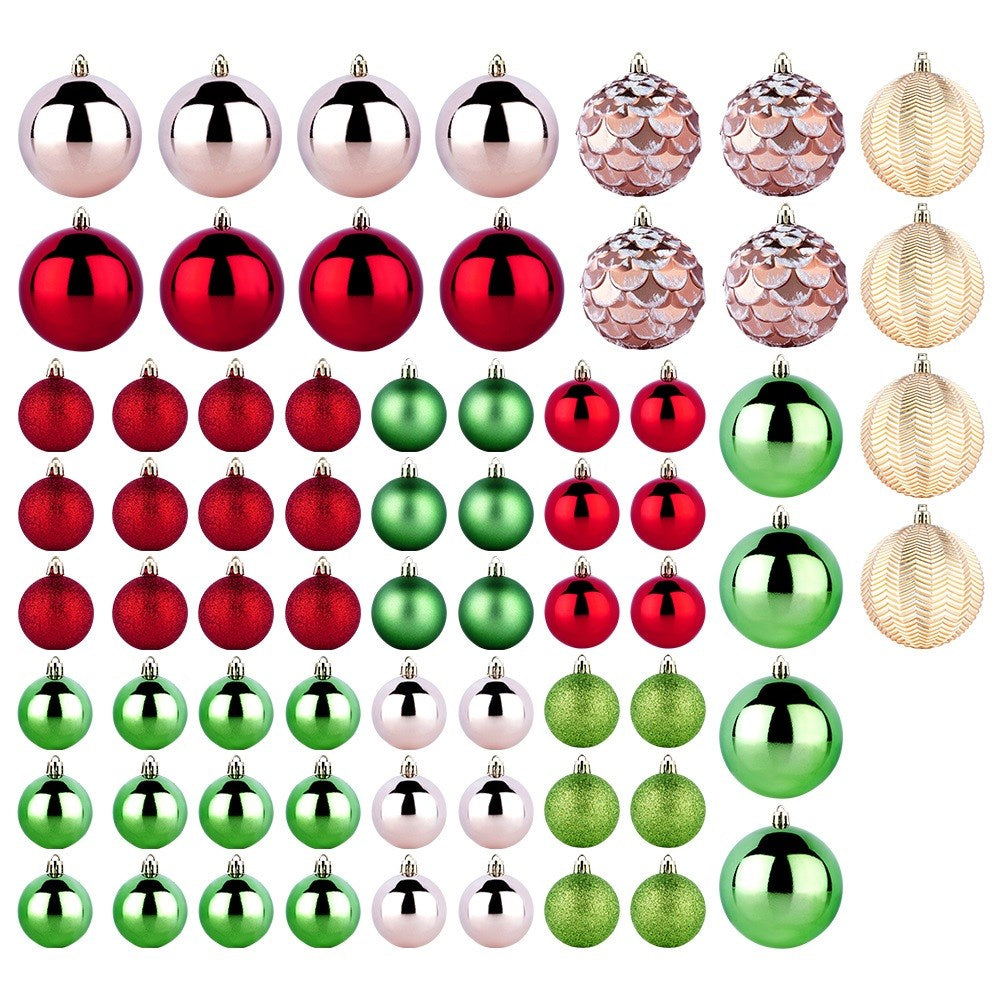 Una colección de adornos navideños en varios colores y texturas, incluyendo rojo, verde, plateado y dorado. Los adornos están dispuestos en filas.