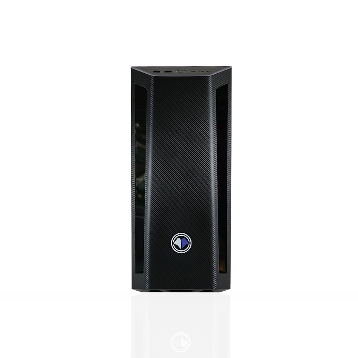Un case per computer nero con frontale strutturato. Un logo blu e bianco è sulla parte anteriore, con un riflesso sotto.