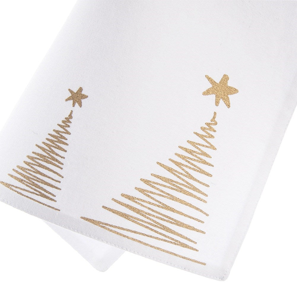 Tela blanca con diseños dorados de árboles de Navidad. Cada árbol tiene una estrella. La tela está doblada, mostrando el diseño.