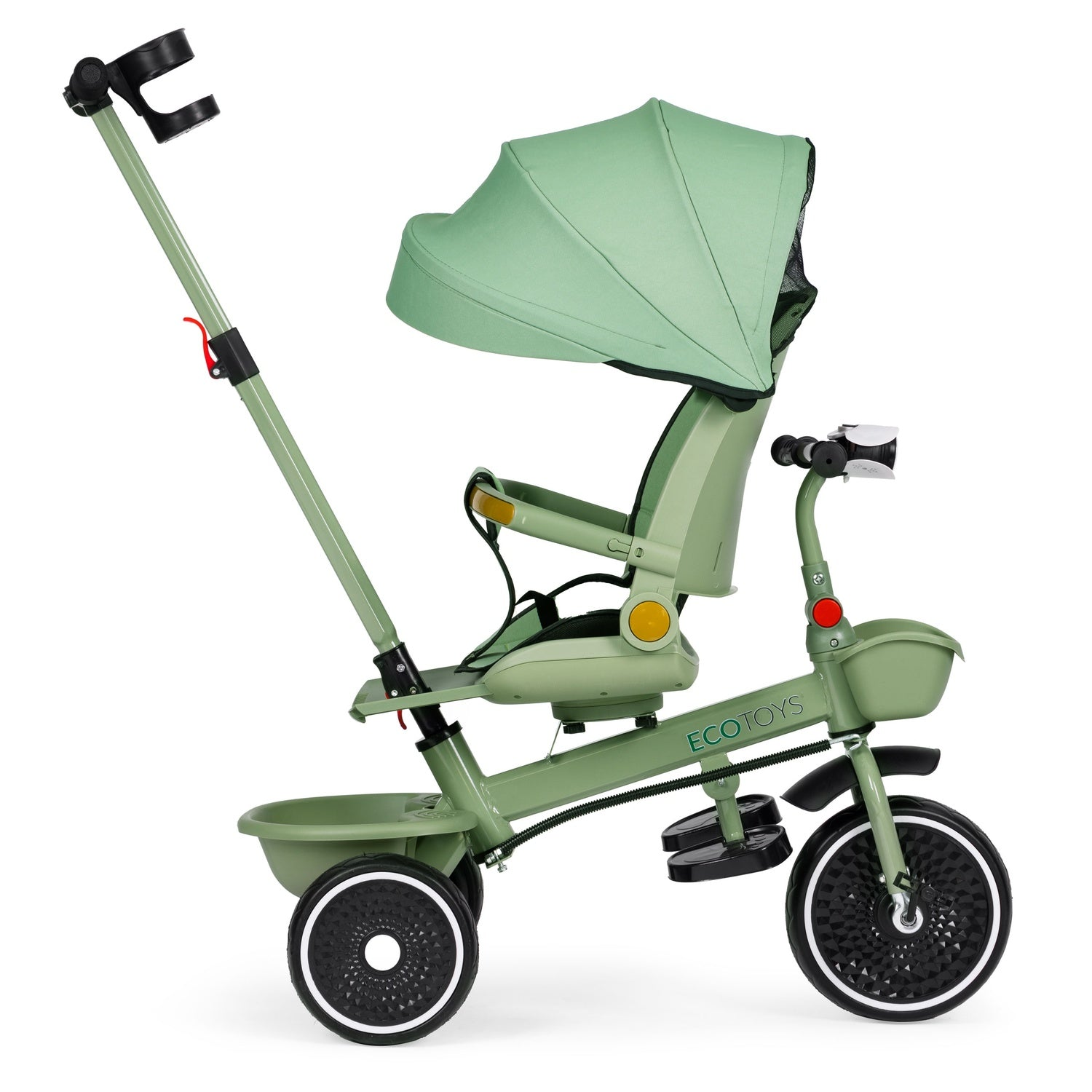 Un triciclo verde para bebé con capota, asiento, manija para padres y cesta de almacenamiento. Fondo blanco.