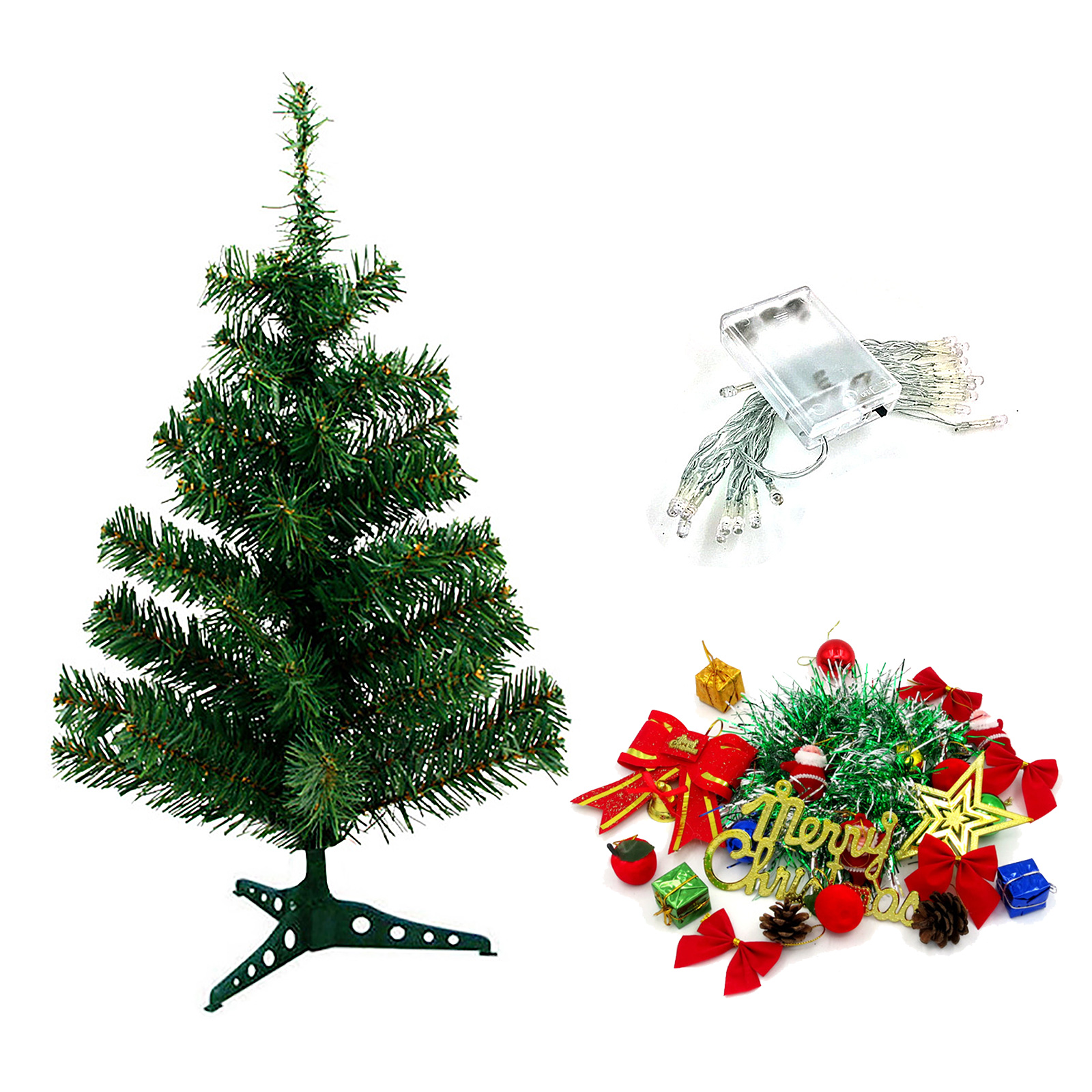 Ein kleiner Weihnachtsbaum mit Dekorationen und Lichtern auf weißem Hintergrund. Verschiedene Ornamente sind platziert.
