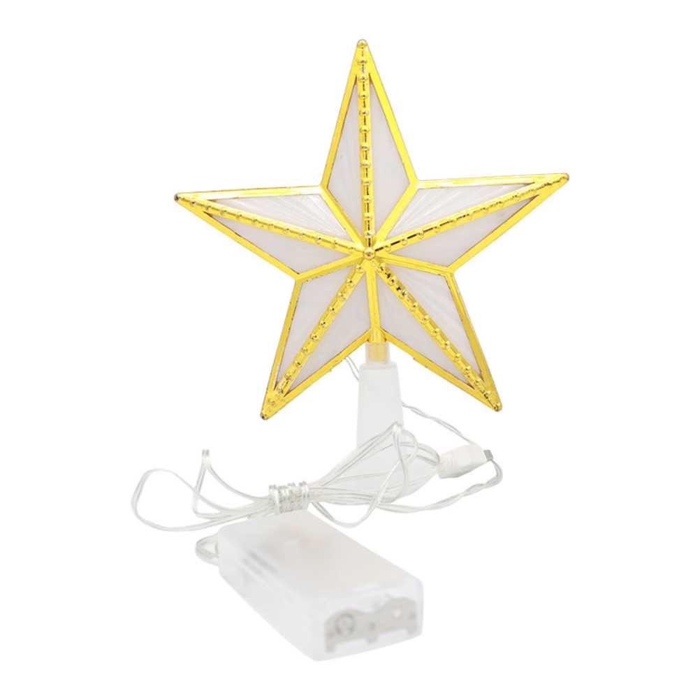 Ein goldener Stern-Weihnachtsbaumaufsatz mit weißen, durchscheinenden Einsätzen. Es hat ein Batteriefach und ein weißes Kabel.