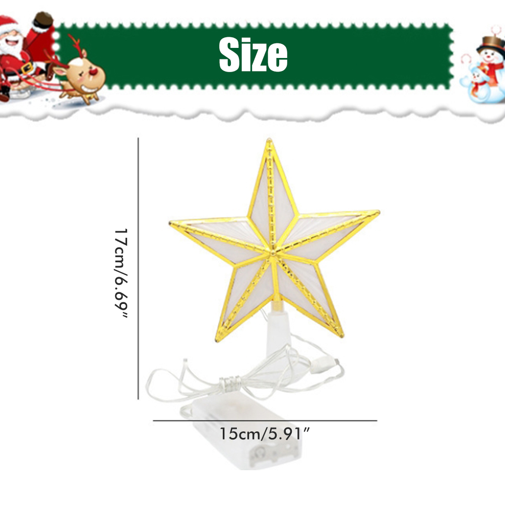 Ein Weihnachtsbaumspitzenstern mit weißem und goldenem Design. Die Abmessungen sind 17 cm/6,69" Höhe und 15 cm/5,91" Breite. Festlicher Hintergrund.