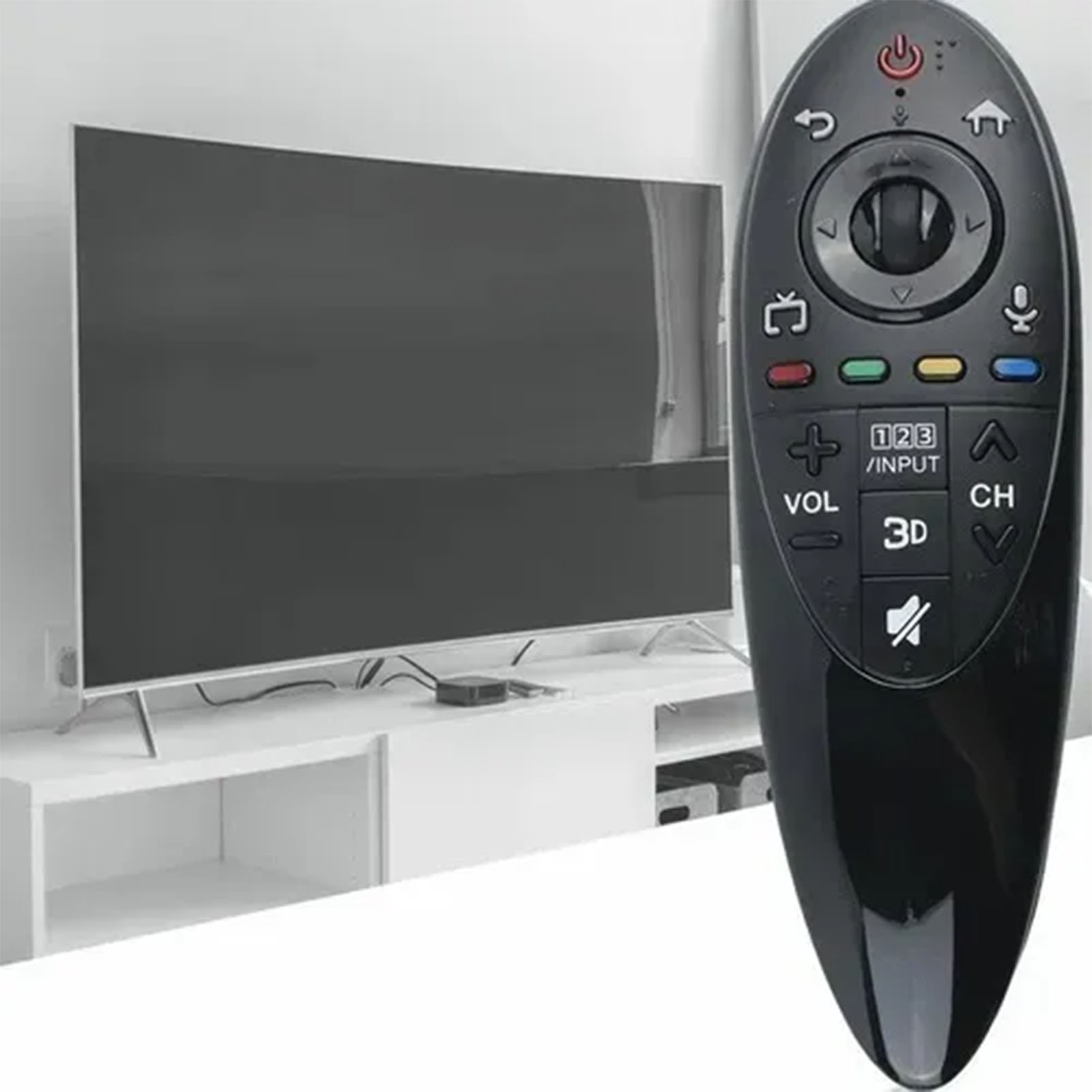 Eine schwarze TV-Fernbedienung befindet sich rechts. Ein großer Fernseher auf einem weißen Ständer links.