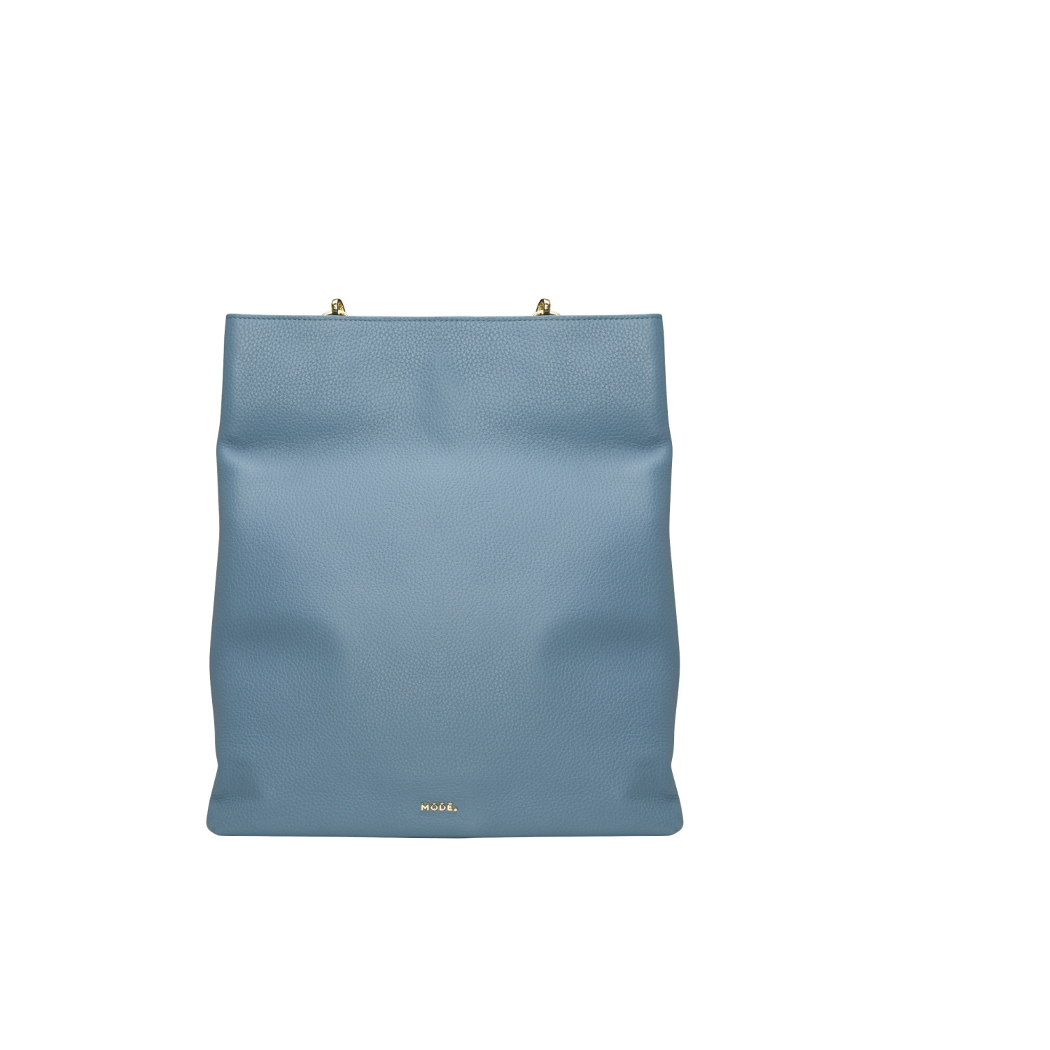Ein hellblauer Lederrucksack mit goldenen Akzenten. Die Tasche ist rechteckig mit einem Umschlag. Der Hintergrund ist weiß.
