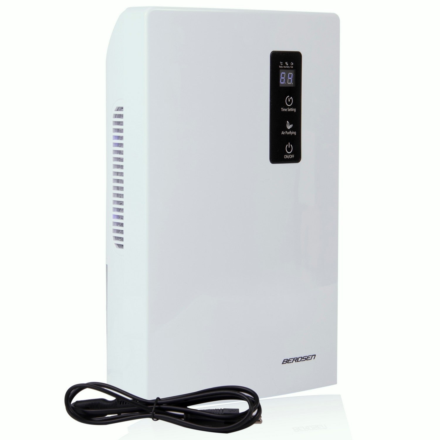 Purificador de aire blanco con pantalla digital y cable de alimentación. Tiene botones para ajuste de tiempo, purificación de aire y encendido/apagado.