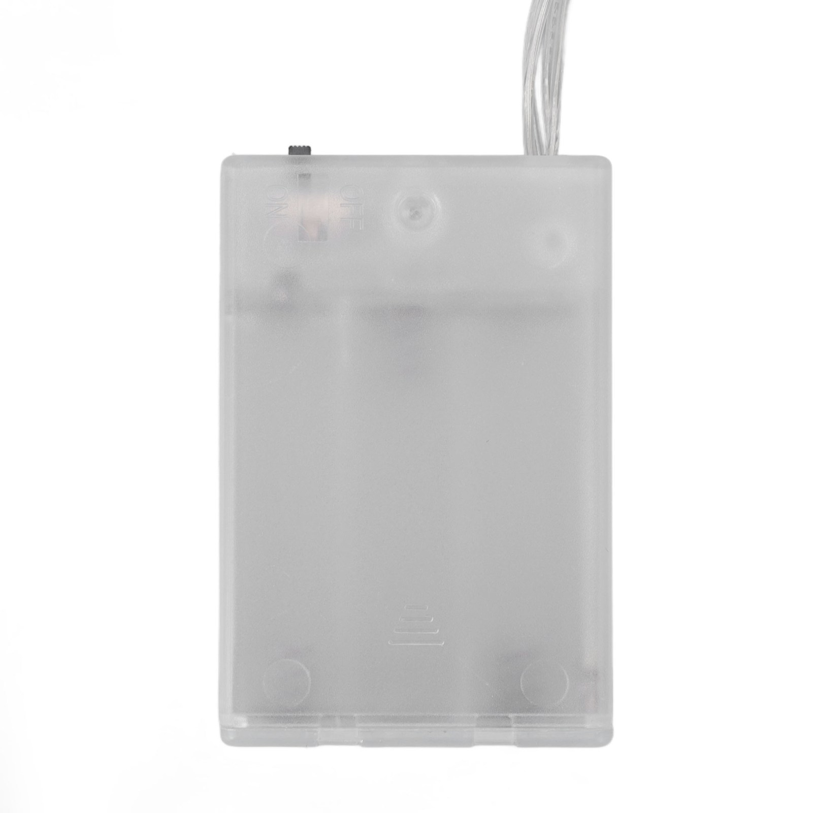 Eine transparente Kunststoff-Batteriebox mit Ein-/Ausschalter und oben herausragenden Drähten.
