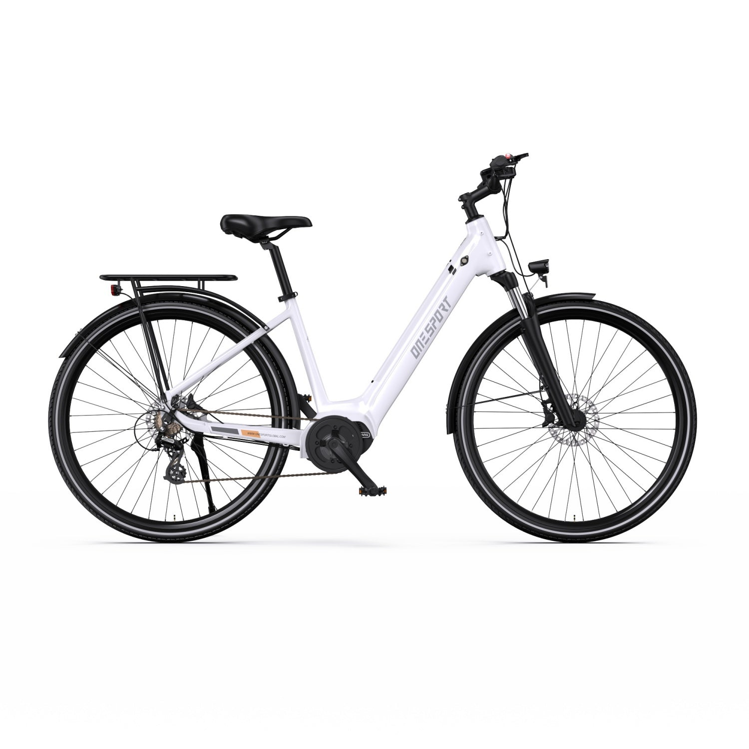 Ein weißes Elektrofahrrad mit schwarzen Reifen und Komponenten auf weißem Hintergrund. Die Marke 'ONESPORT' ist sichtbar.