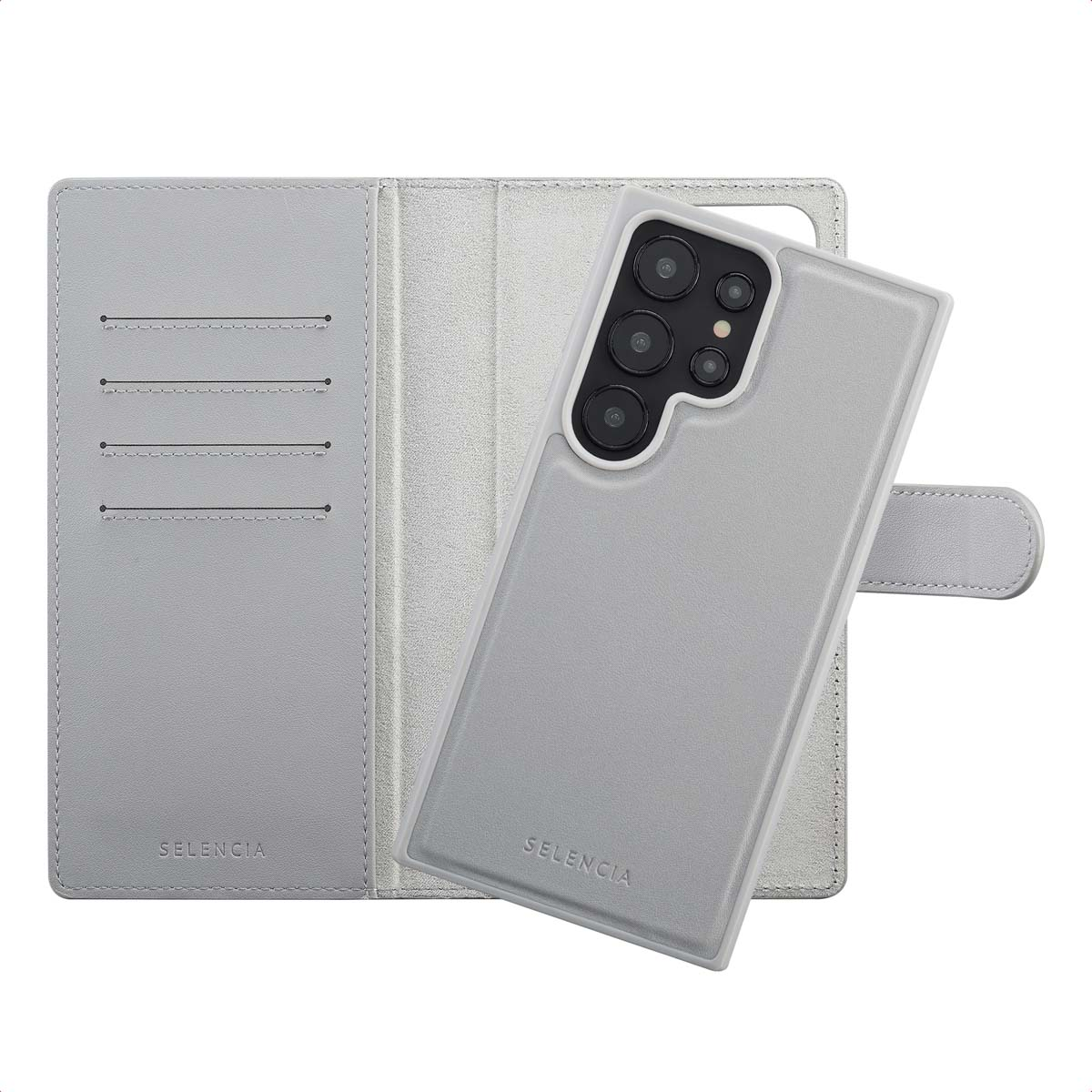 Un étui de téléphone et un portefeuille gris clair sont ouverts. Un téléphone est dans l'étui. La marque SELENCIA est imprimée sur les deux.