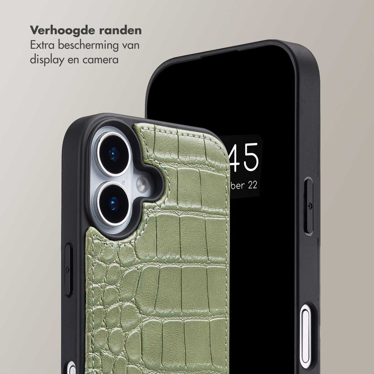 Een telefoon in een groene krokodillenleren hoes. Het scherm toont een zwart display met witte tekst '45' en 'ber 22'.