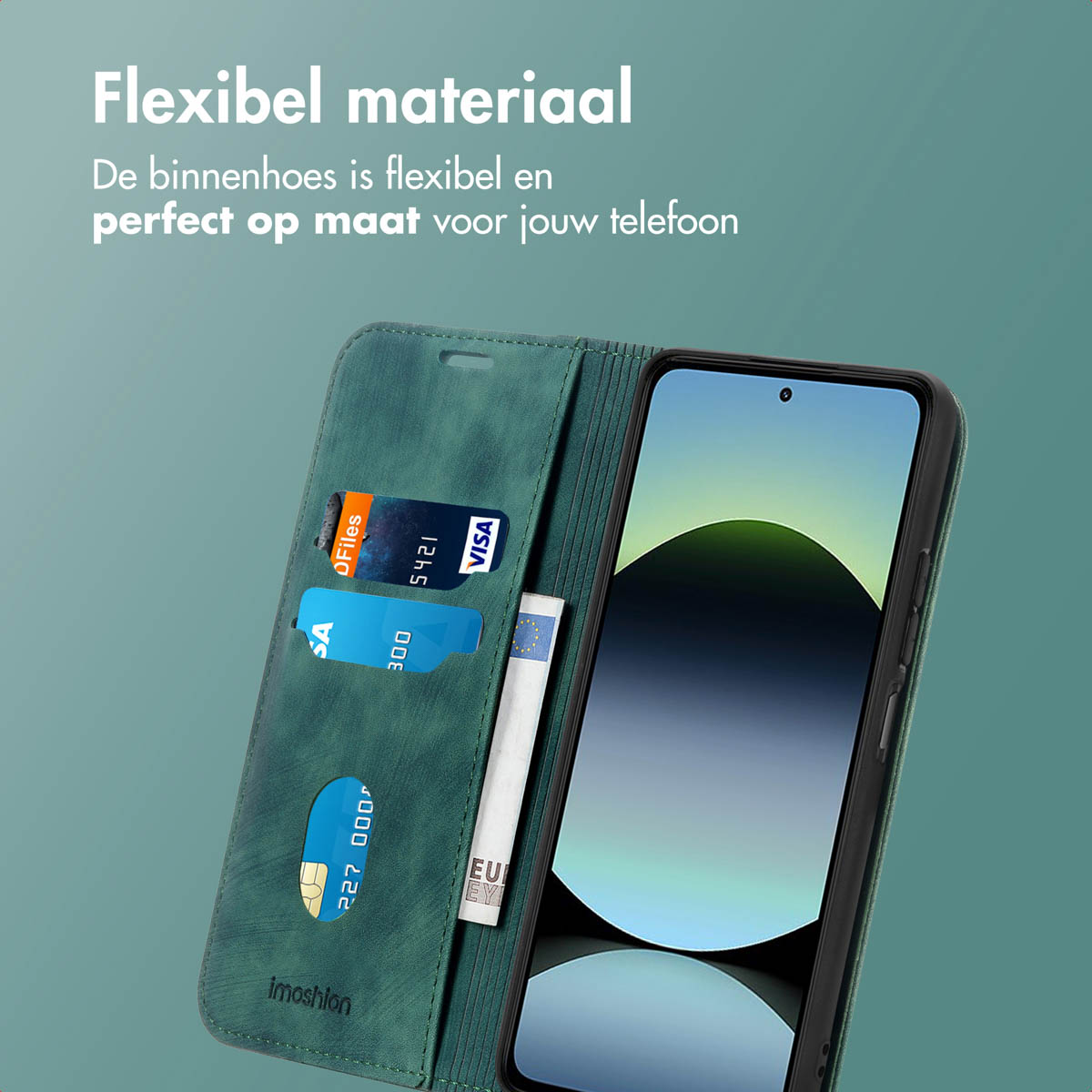 Een blauwgroene telefoonhoes met een telefoon erin. Kaarten zitten in de sleuven. De hoes is open. Tekst bovenaan.