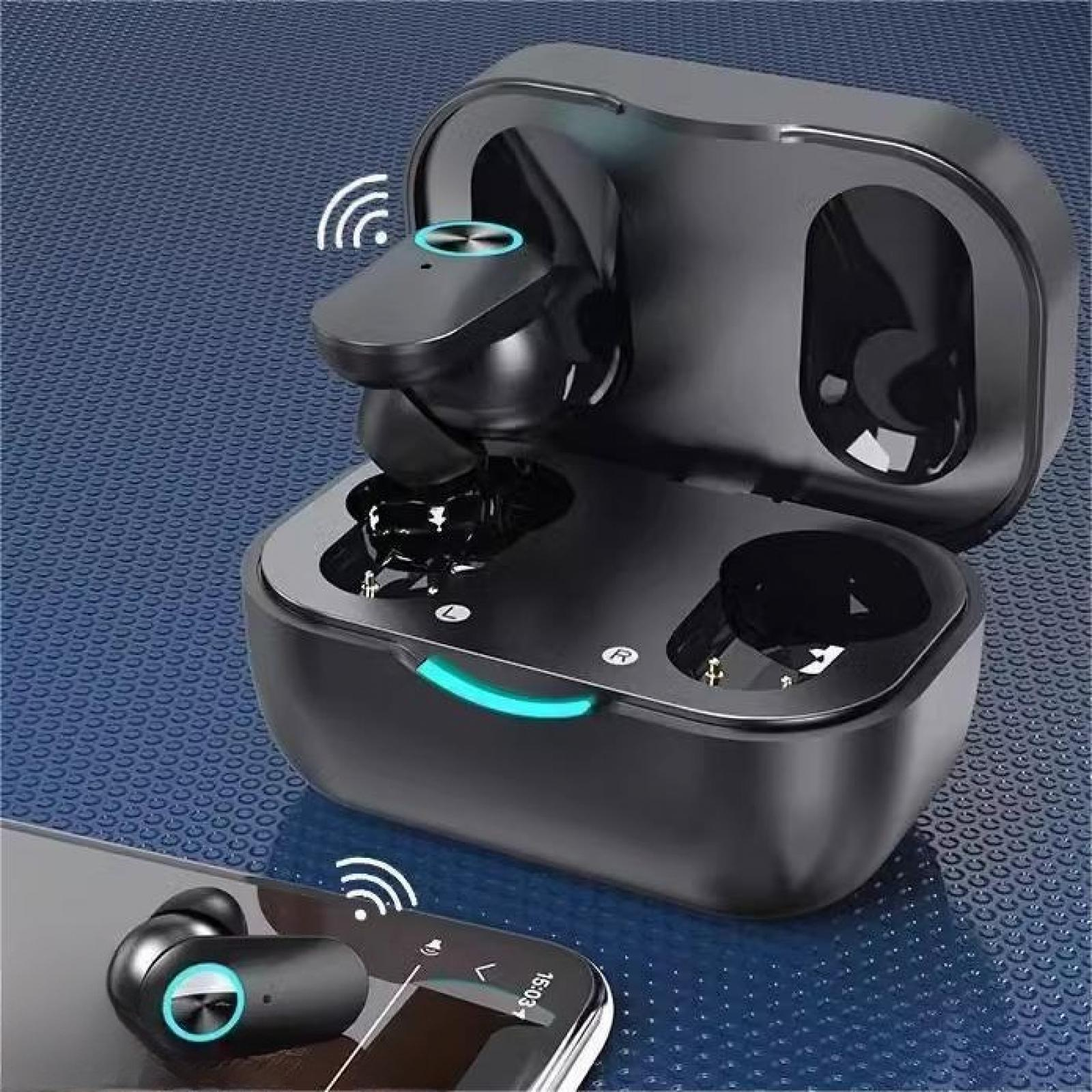Schwarze kabellose Ohrhörer mit Ladecase, Smartphone mit einem Ohrhörer. Blauer strukturierter Hintergrund.