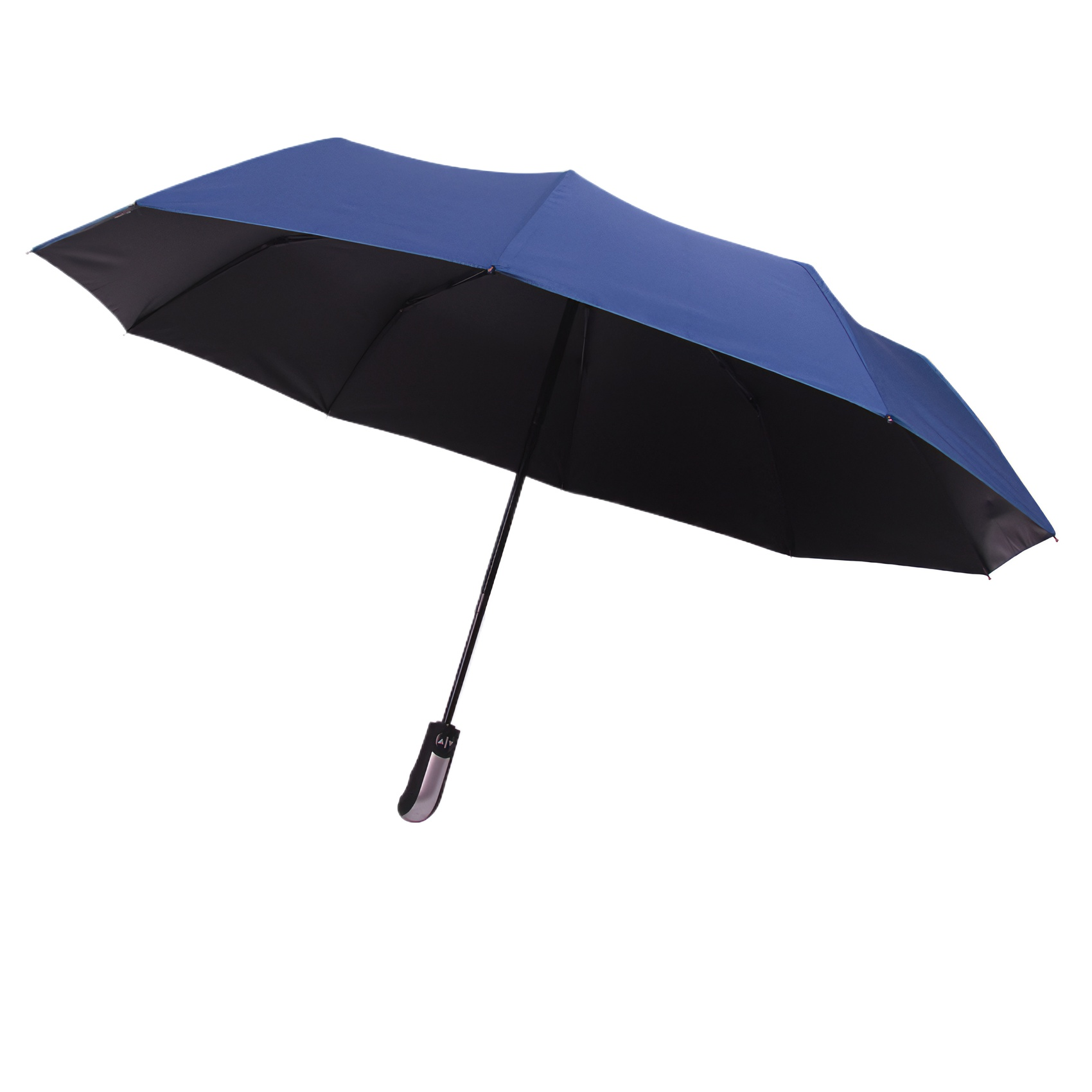 Blauer und schwarzer offener Regenschirm auf weißem Hintergrund. Der Schirm ist abgewinkelt, mit schwarzem Innenraum und blauem Außenraum.