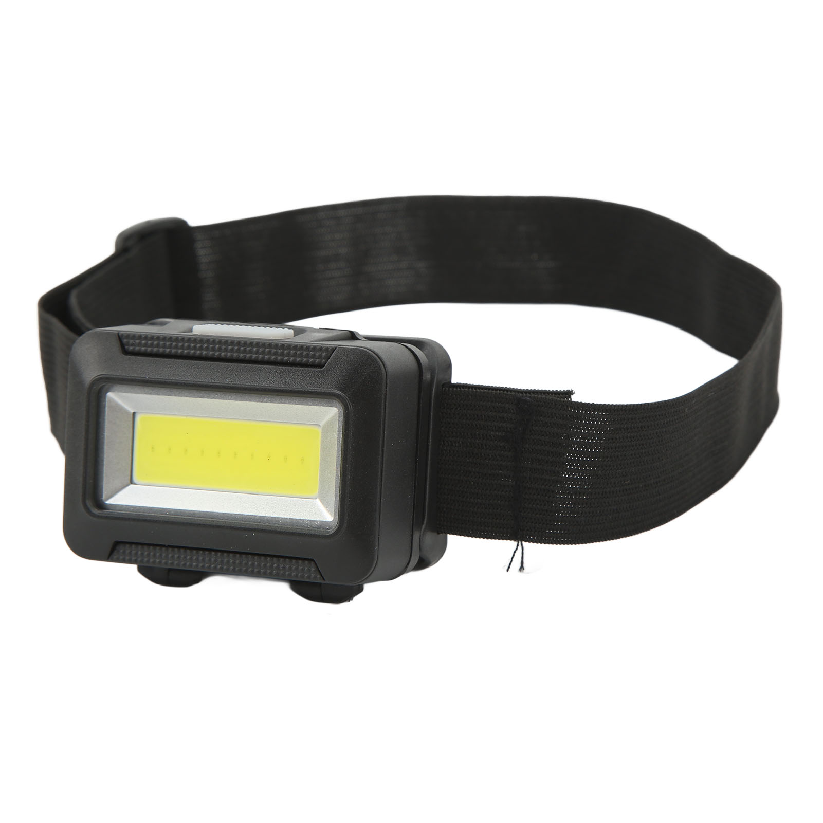 Eine schwarze Stirnlampe mit hellem rechteckigem Licht und einem schwarzen Riemen auf weißem Hintergrund.