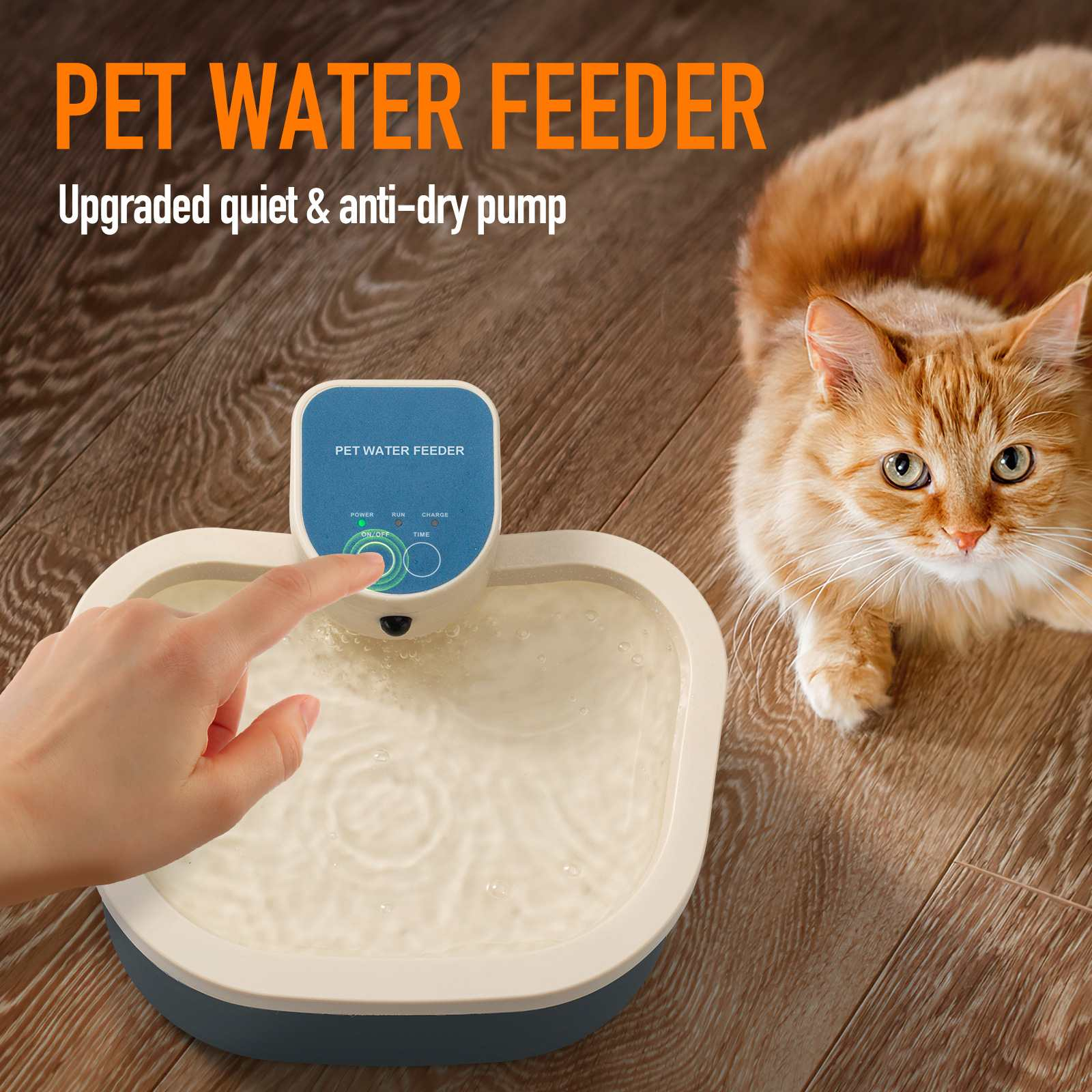 Eine Katze blickt auf einen Haustierwasserautomaten. Eine Hand drückt die Ein-/Aus-Taste. Der Text lautet 'Pet Water Feeder'.