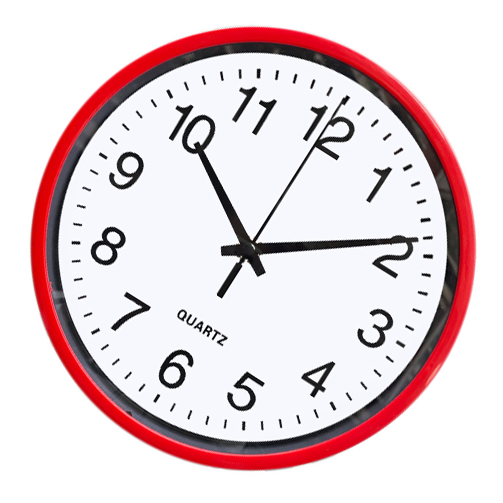 Eine runde Uhr mit rotem Rahmen zeigt die Zeit 10:12 Uhr an. Das Zifferblatt ist weiß mit schwarzen Zahlen und Zeigern.