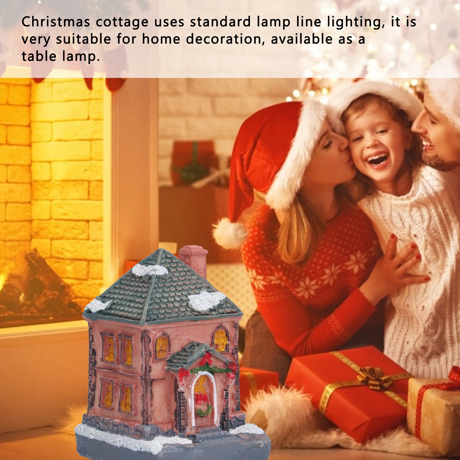 Eine dekorative Weihnachtshauslampe mit einer Familie in festlicher Kleidung im Hintergrund und Geschenkboxen.