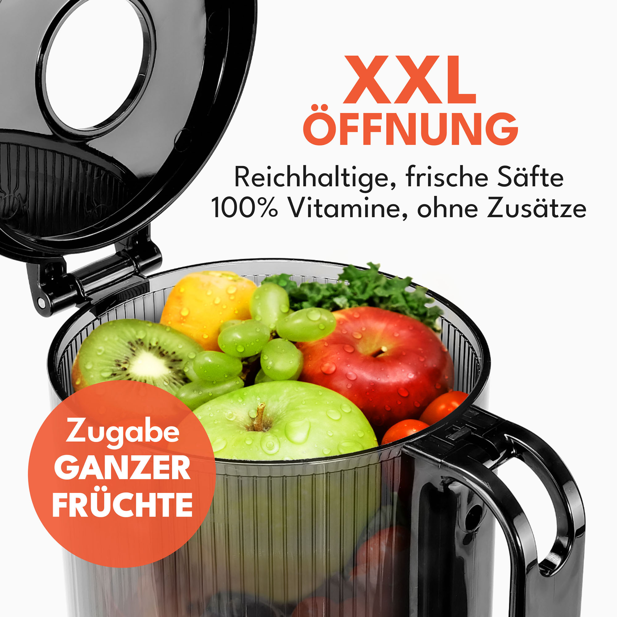 Ein Entsafter gefüllt mit Früchten wie Apfel, Kiwi, Trauben und Tomaten. Er hat eine XXL-Öffnung, mit Text auf Deutsch.