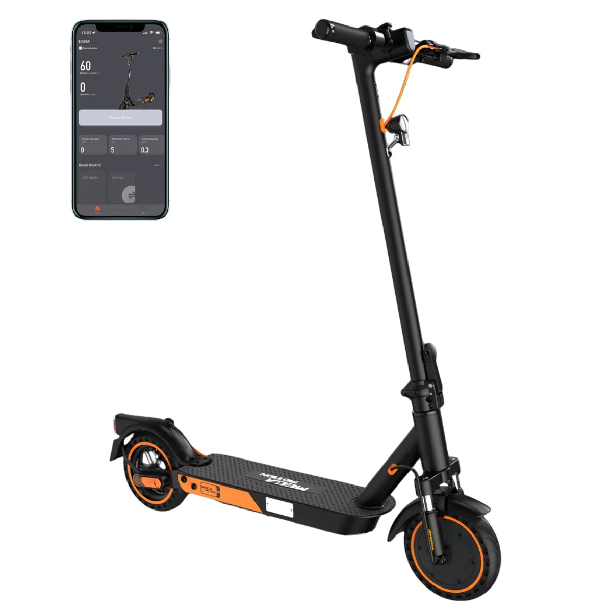 Hulajnoga elektryczna z czarną ramą i pomarańczowymi akcentami obok smartfona wyświetlającego statystyki. Hulajnoga na białym tle.