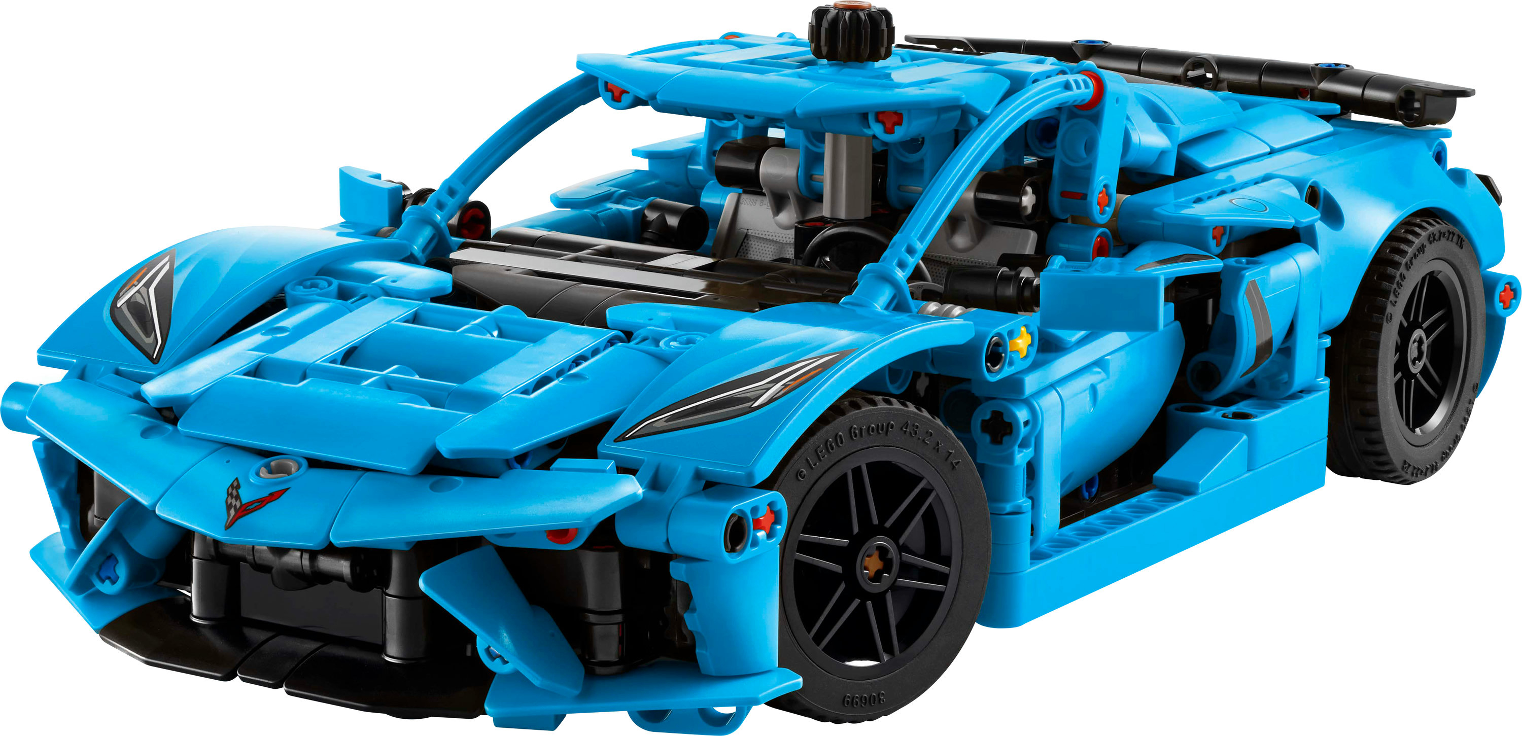 Niebieski model samochodu Lego Technic z czarnymi kołami i detalami. Samochód jest na białym tle, prezentując swój design.