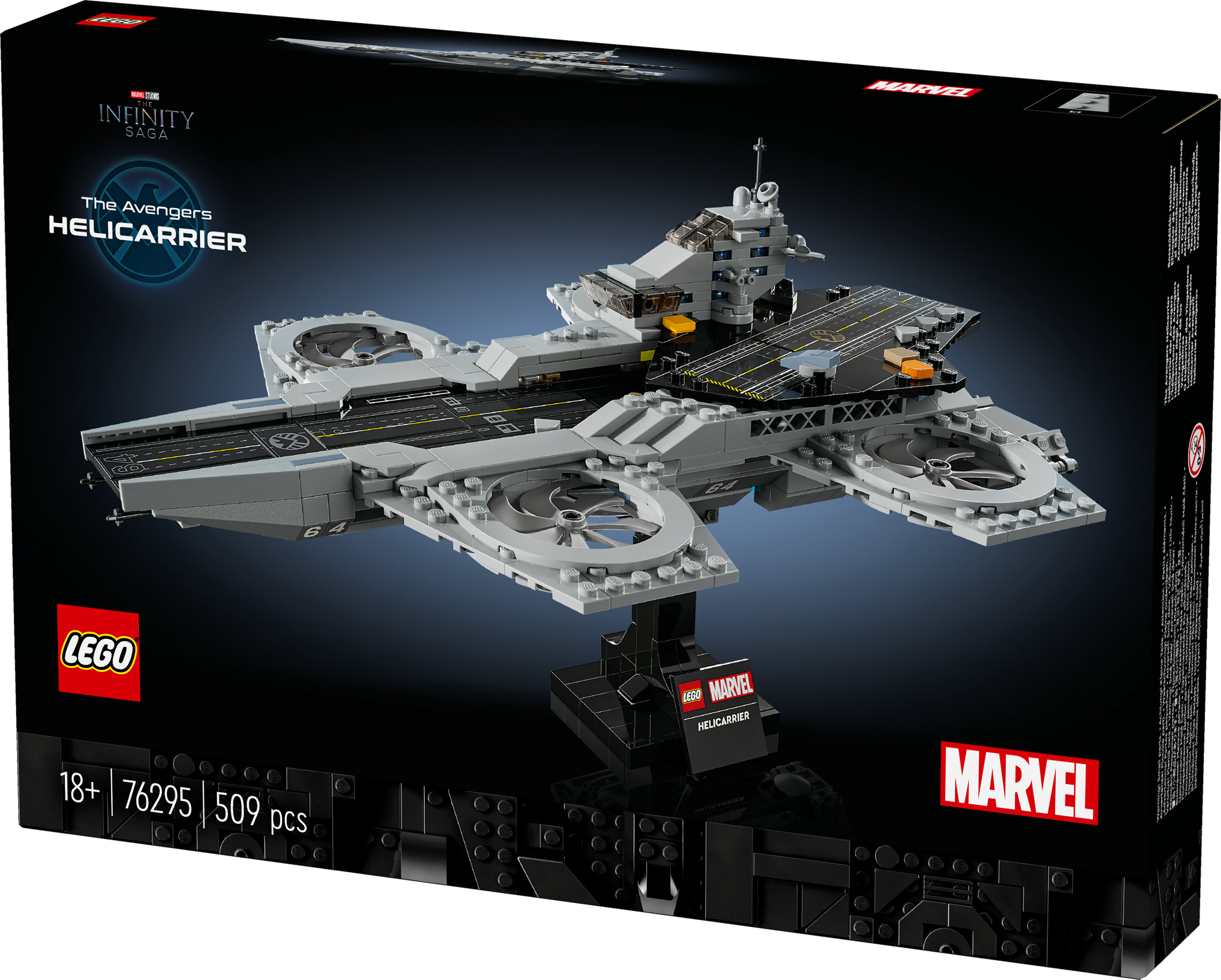 Una scatola del set Lego dell'Helicarrier degli Avengers. Il modello è grigio con ventole rotanti. La scatola ha il logo Marvel.