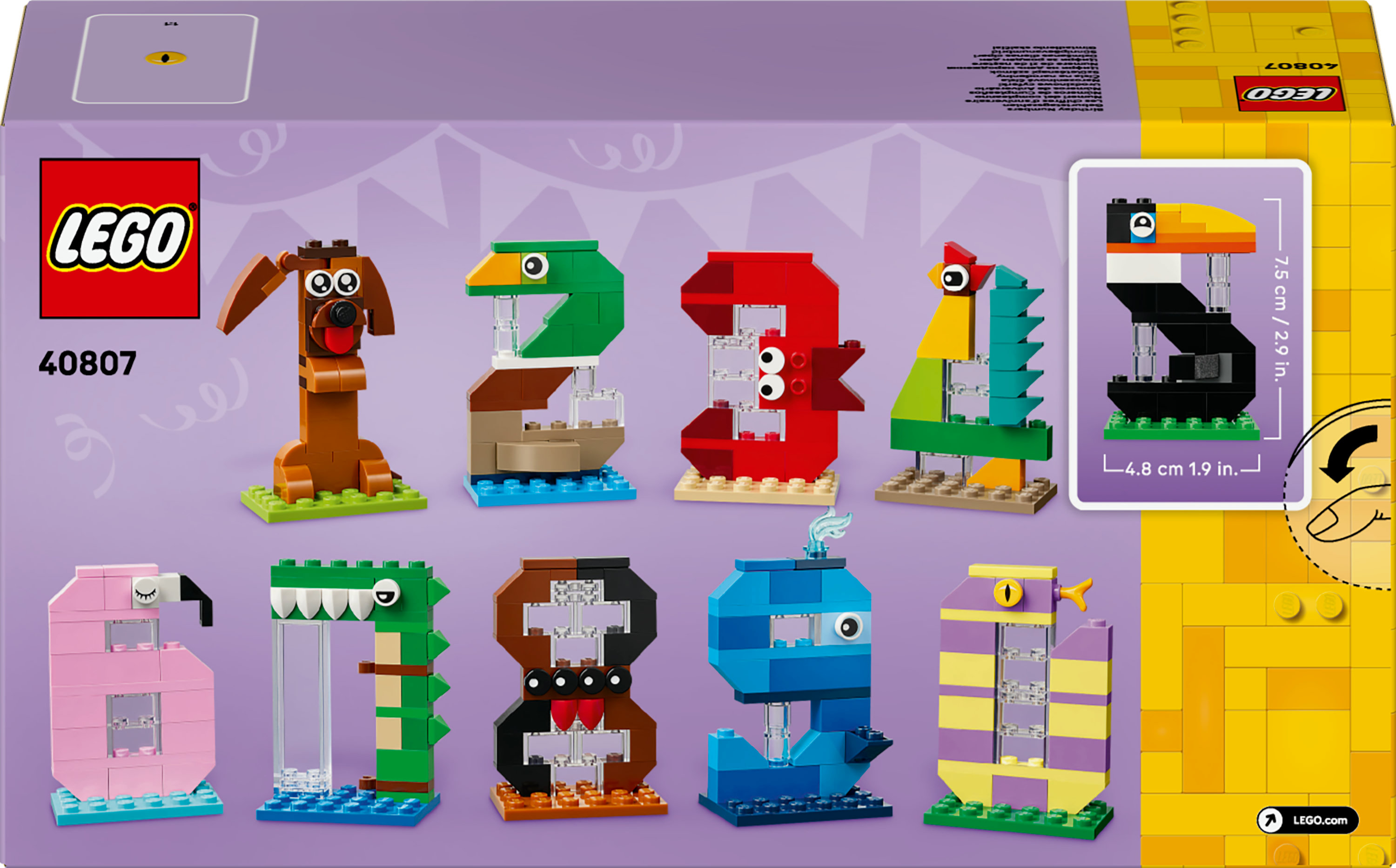 LEGO hayvan setleri kutusu. Bir köpek, yılan, dinozor, kuş, flamingo, timsah ve diğer hayvan figürleri içerir.